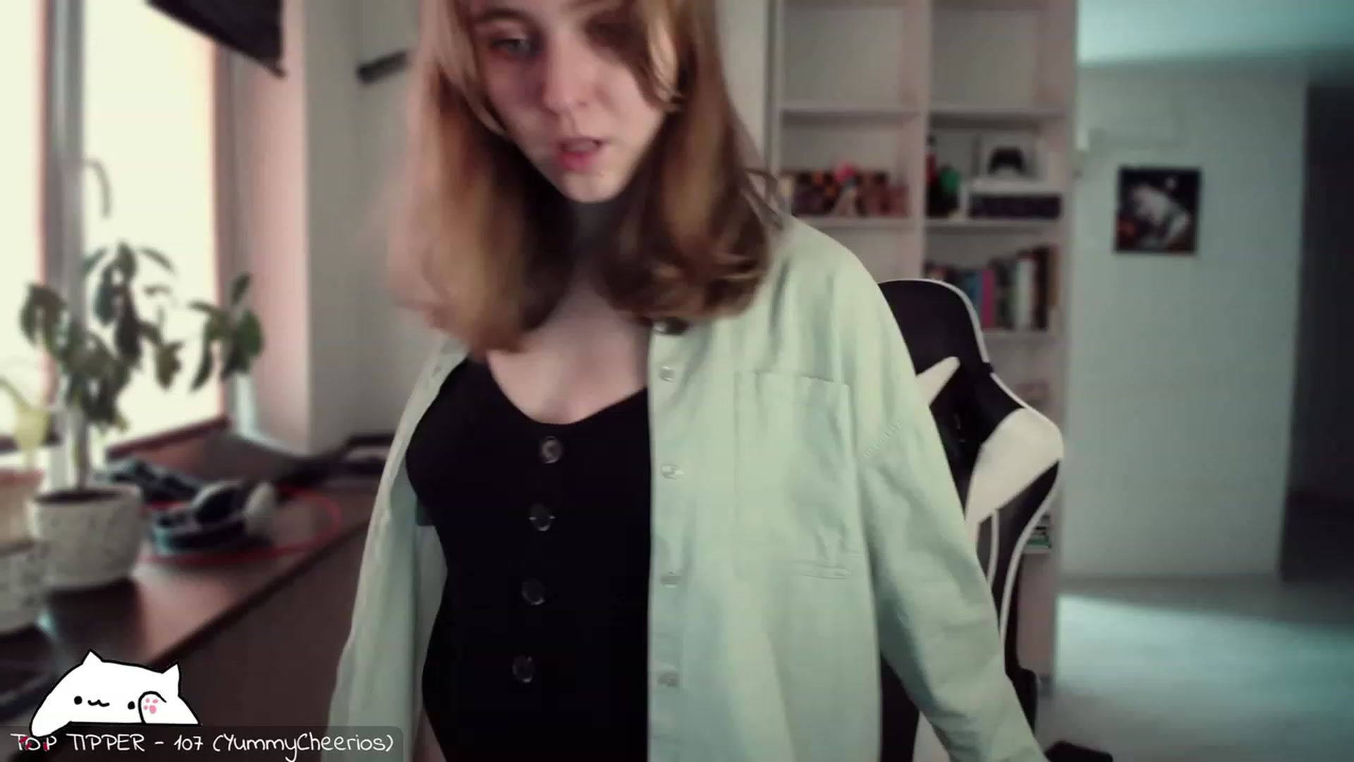 Gallery image thumbnail from Meowlexx's myfreecams stream on, 02/17/2024, 08:00 image 20 of 20