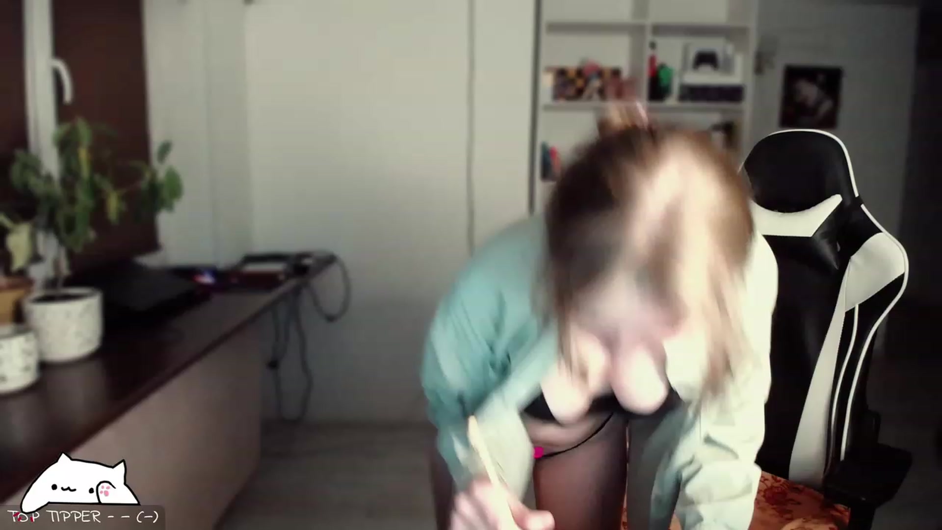 Gallery image thumbnail from Meowlexx's myfreecams stream on, 02/17/2024, 14:42 image 8 of 20