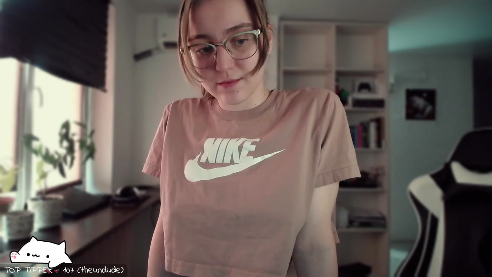 Gallery image thumbnail from Meowlexx's myfreecams stream on, 02/20/2024, 07:11 image 15 of 20