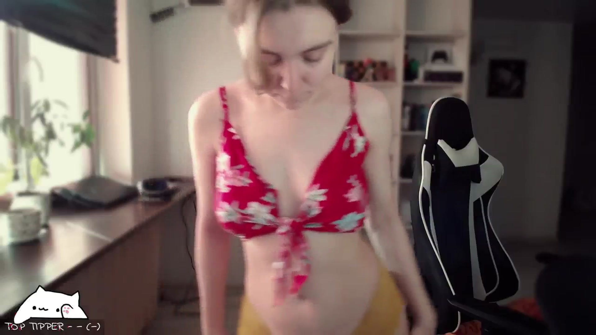 Gallery image thumbnail from Meowlexx's myfreecams stream on, 02/21/2024, 06:19 image 13 of 20