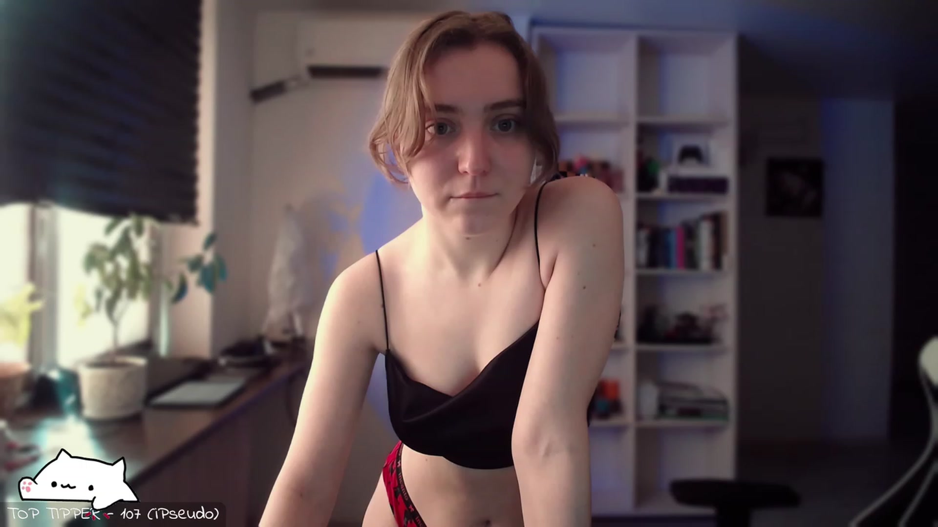 Gallery image thumbnail from Meowlexx's myfreecams stream on, 02/22/2024, 07:19 image 16 of 20