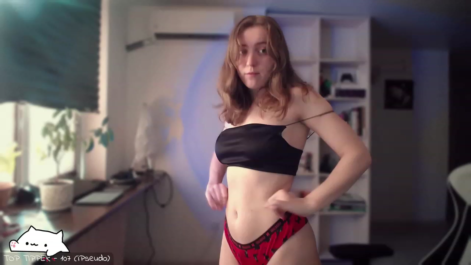 Gallery image thumbnail from Meowlexx's myfreecams stream on, 02/22/2024, 07:19 image 9 of 20