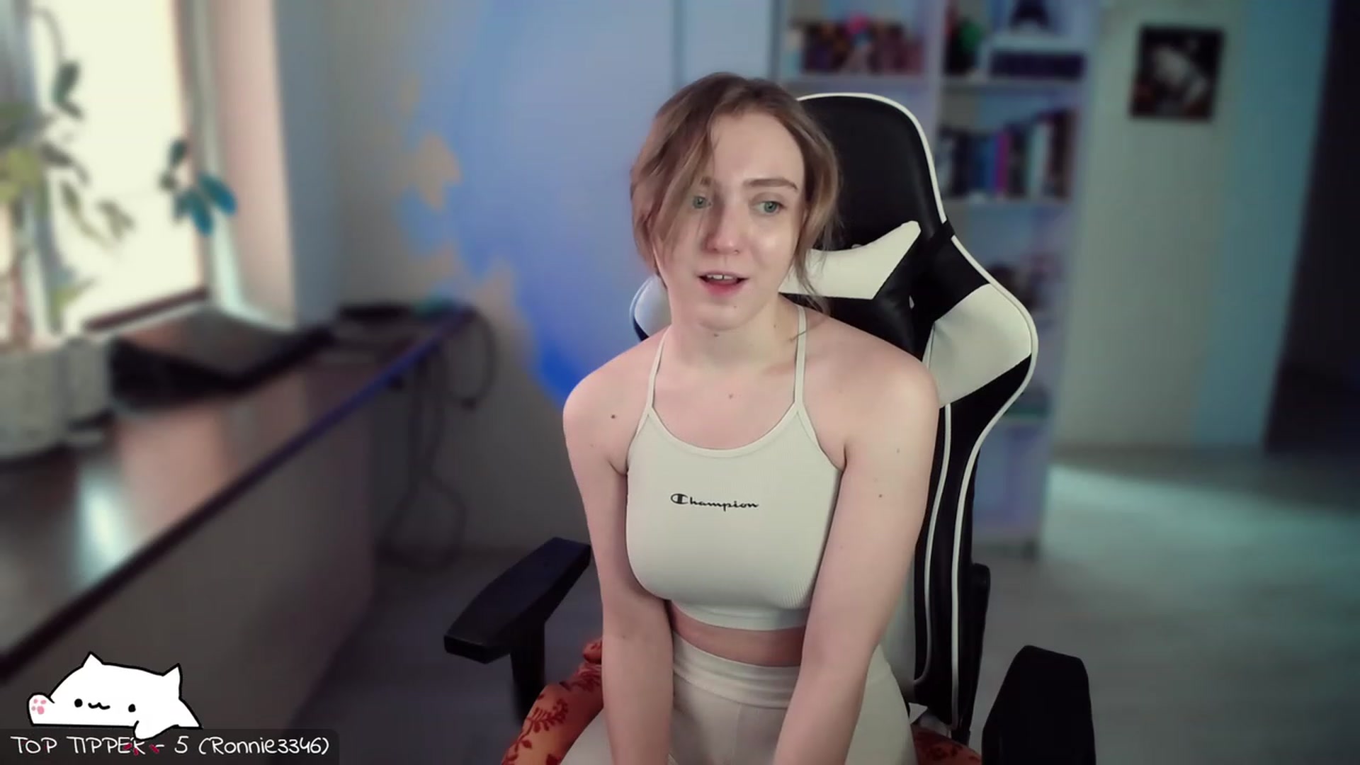 Gallery image thumbnail from Meowlexx's myfreecams stream on, 03/02/2024, 06:55 image 13 of 20