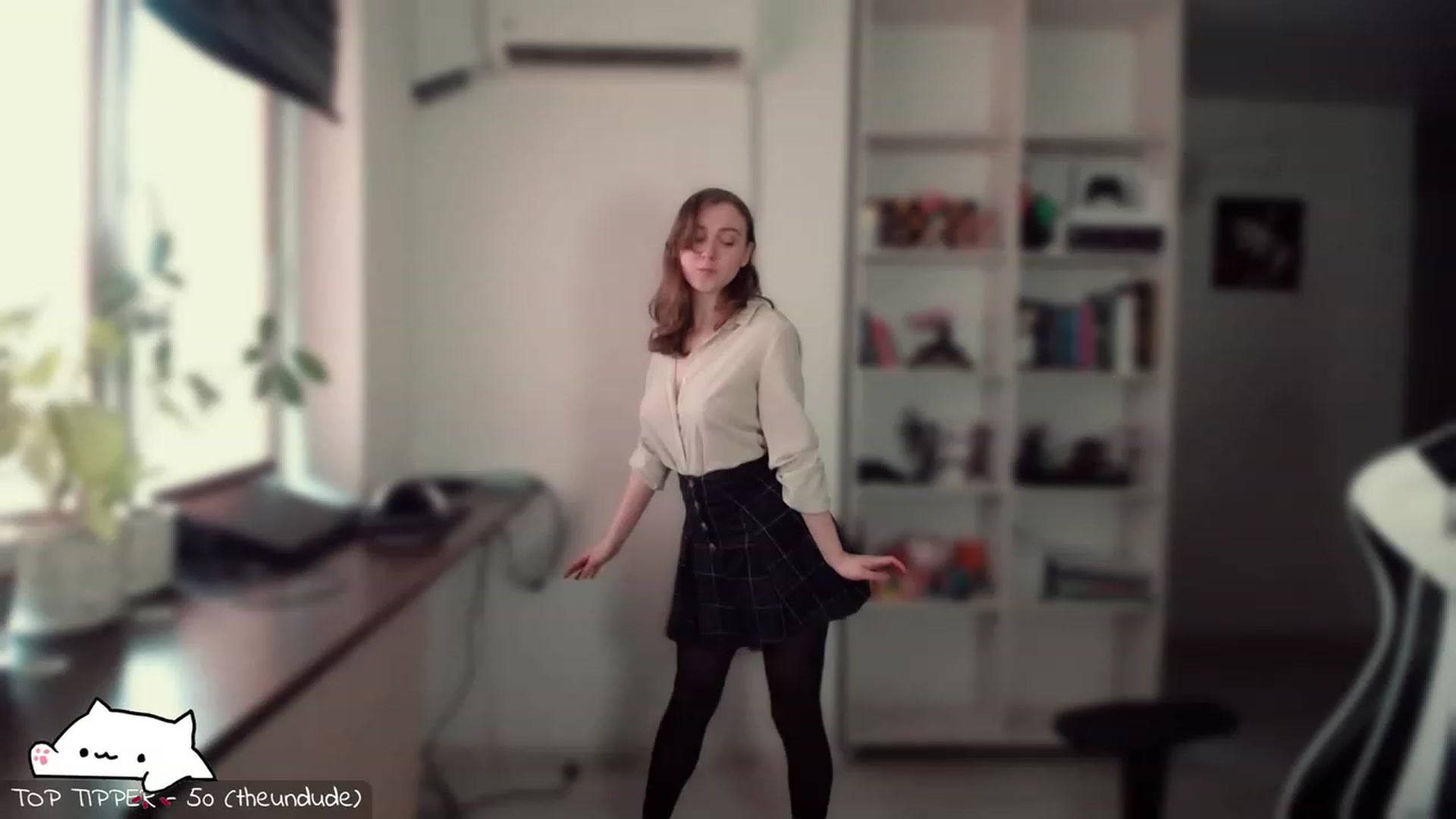 Gallery image thumbnail from Meowlexx's myfreecams stream on, 03/07/2024, 08:38 image 8 of 20