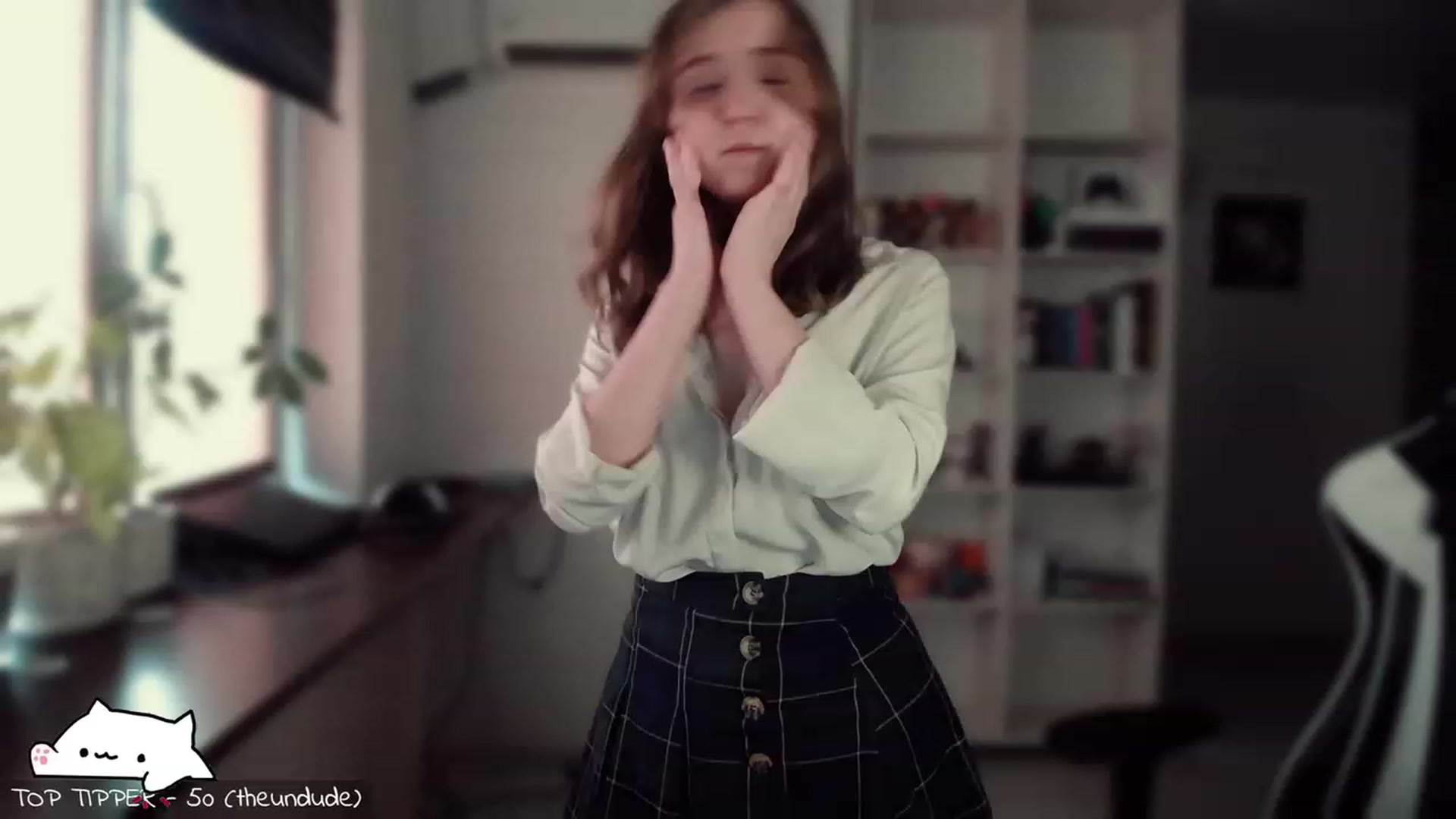 Gallery image thumbnail from Meowlexx's myfreecams stream on, 03/07/2024, 08:38 image 13 of 20