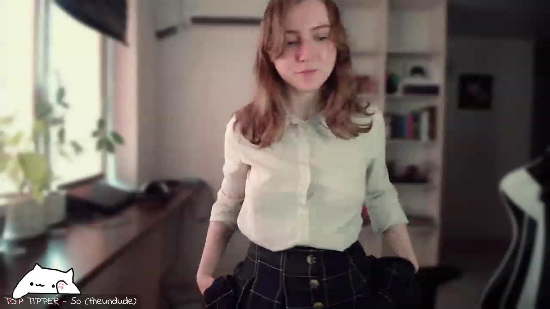 Gallery image thumbnail from Meowlexx's myfreecams stream on, 03/07/2024, 08:38 image 15 of 20