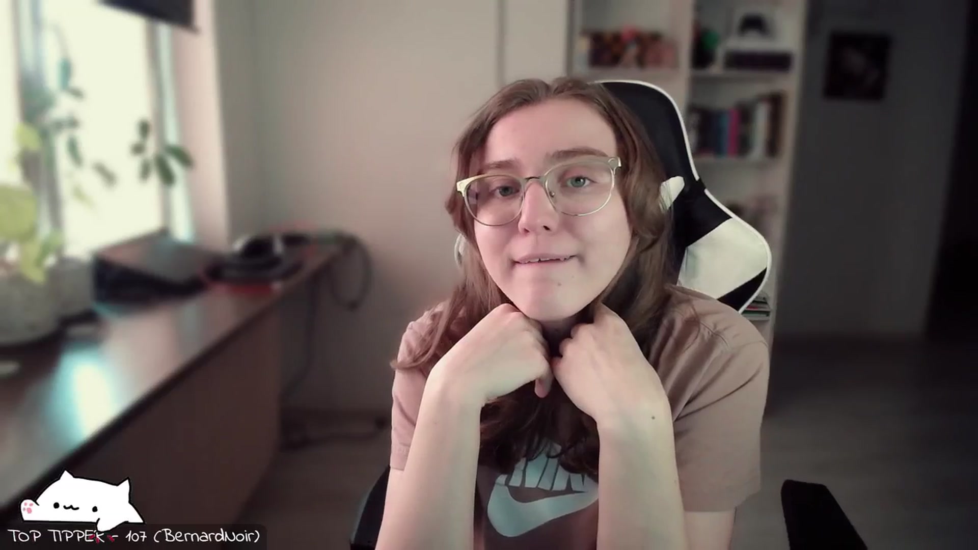 Gallery image thumbnail from Meowlexx's myfreecams stream on, 03/09/2024, 08:05 image 12 of 20