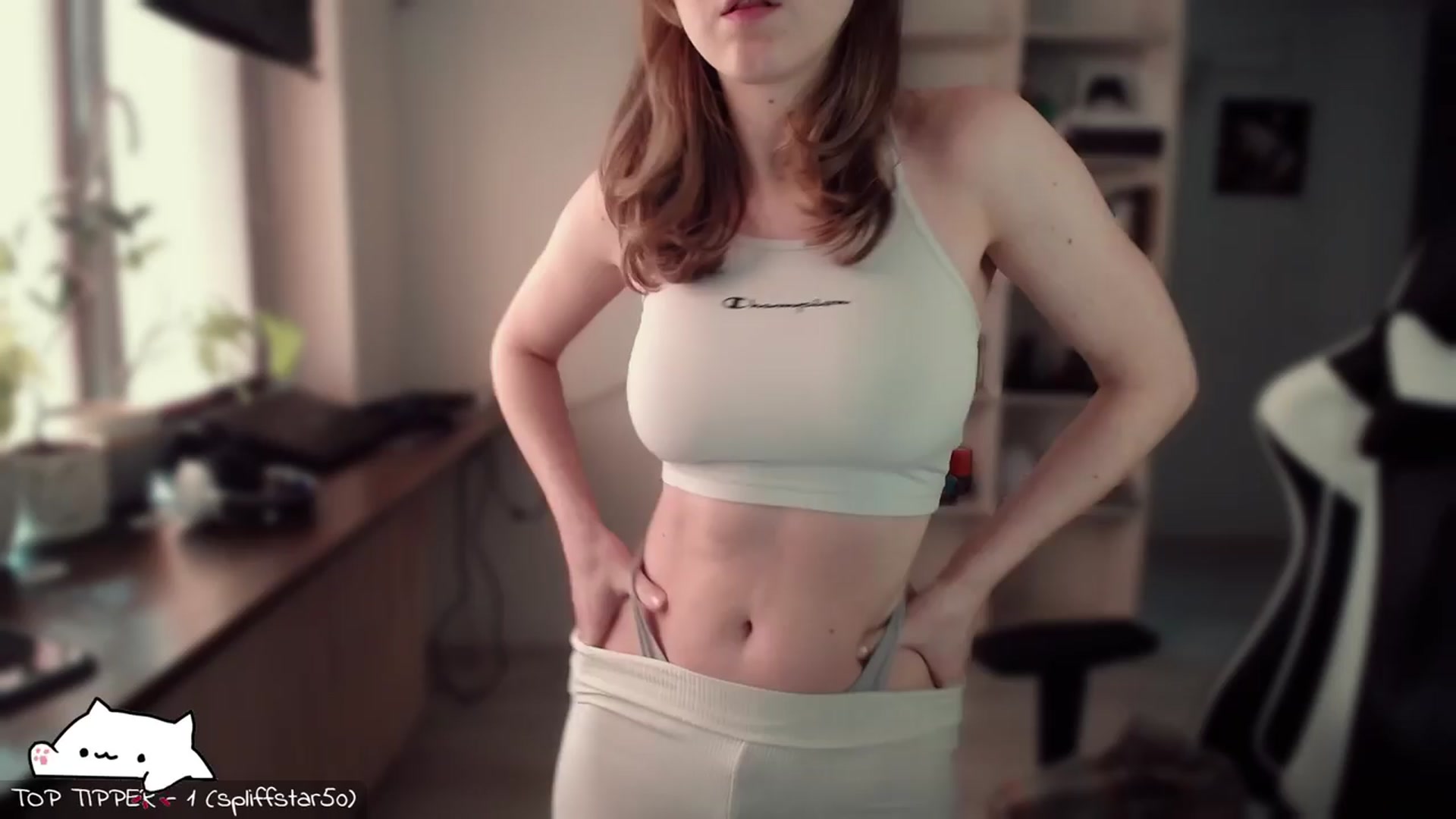 Gallery image thumbnail from Meowlexx's myfreecams stream on, 03/21/2024, 07:00 image 18 of 20
