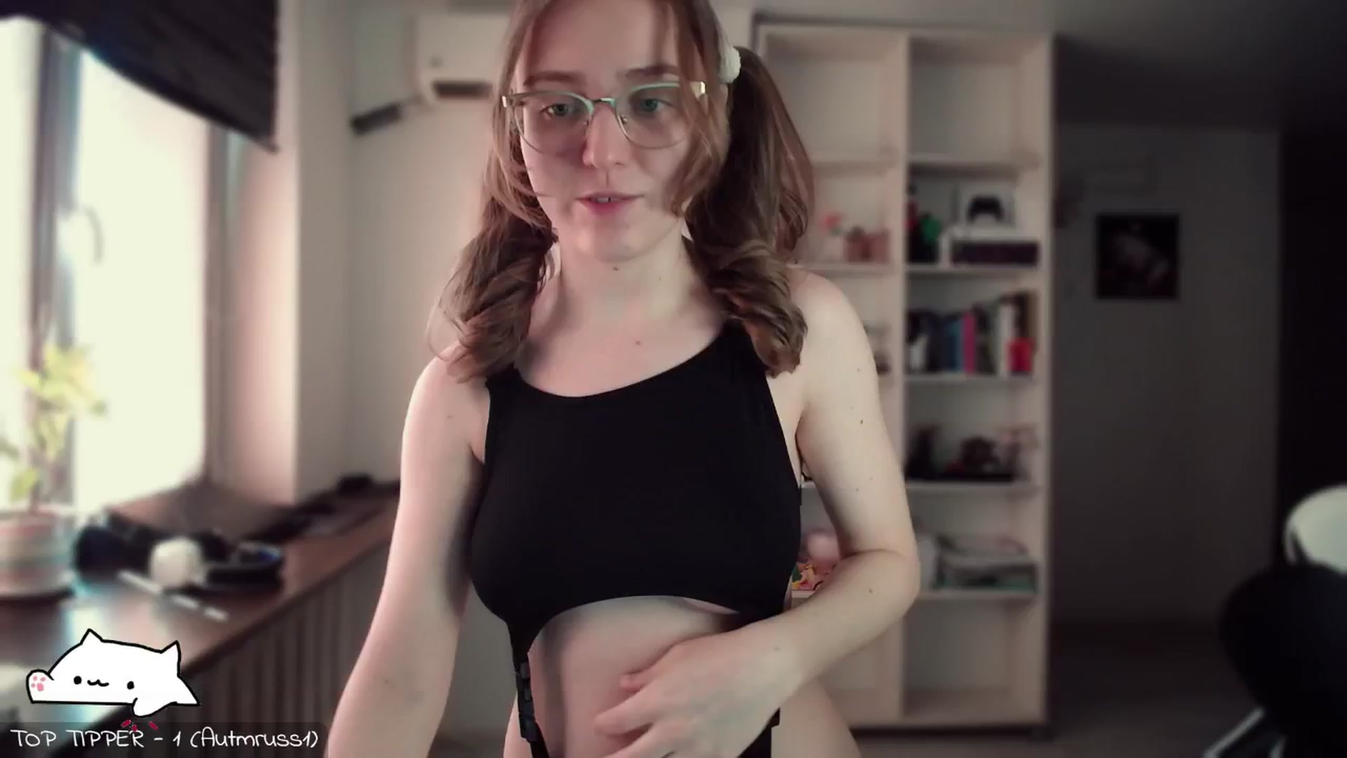 Gallery image thumbnail from Meowlexx's myfreecams stream on, 06/02/2024, 07:06 image 15 of 20