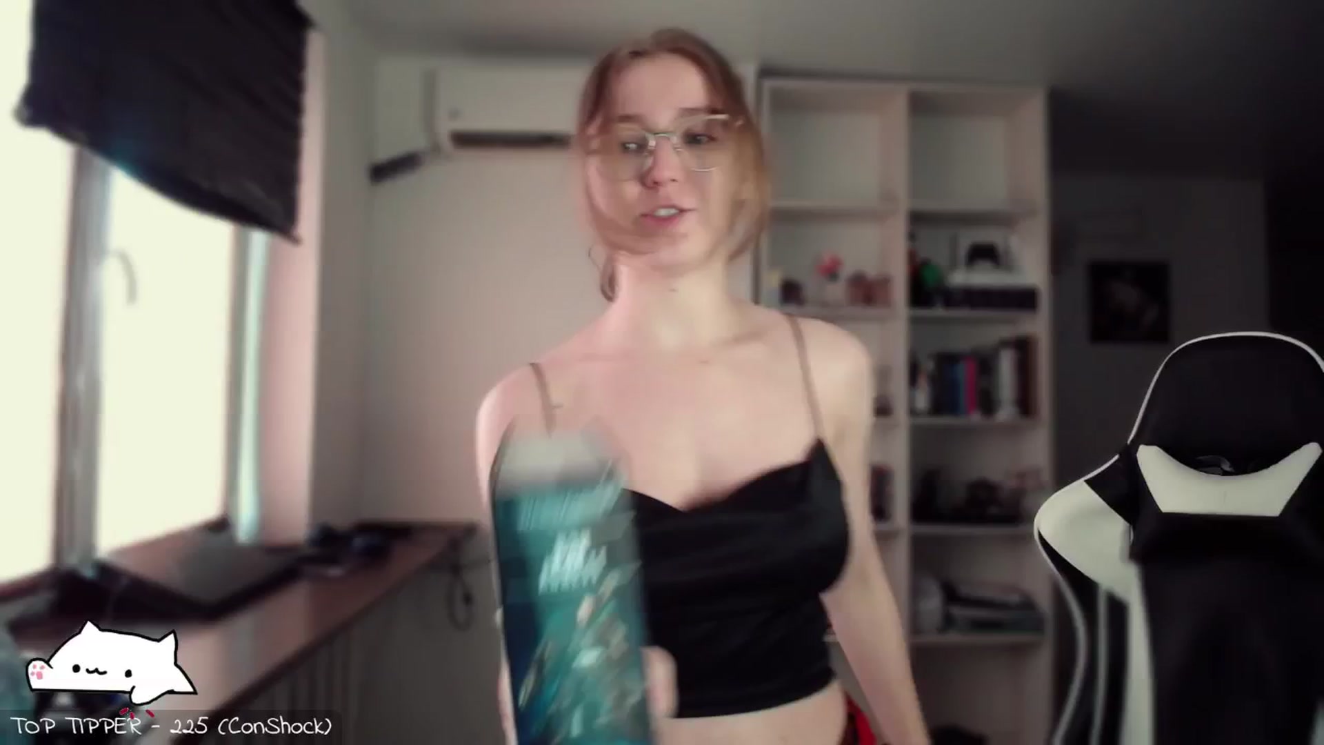 Gallery image thumbnail from Meowlexx's myfreecams stream on, 08/01/2024, 08:41 image 13 of 20