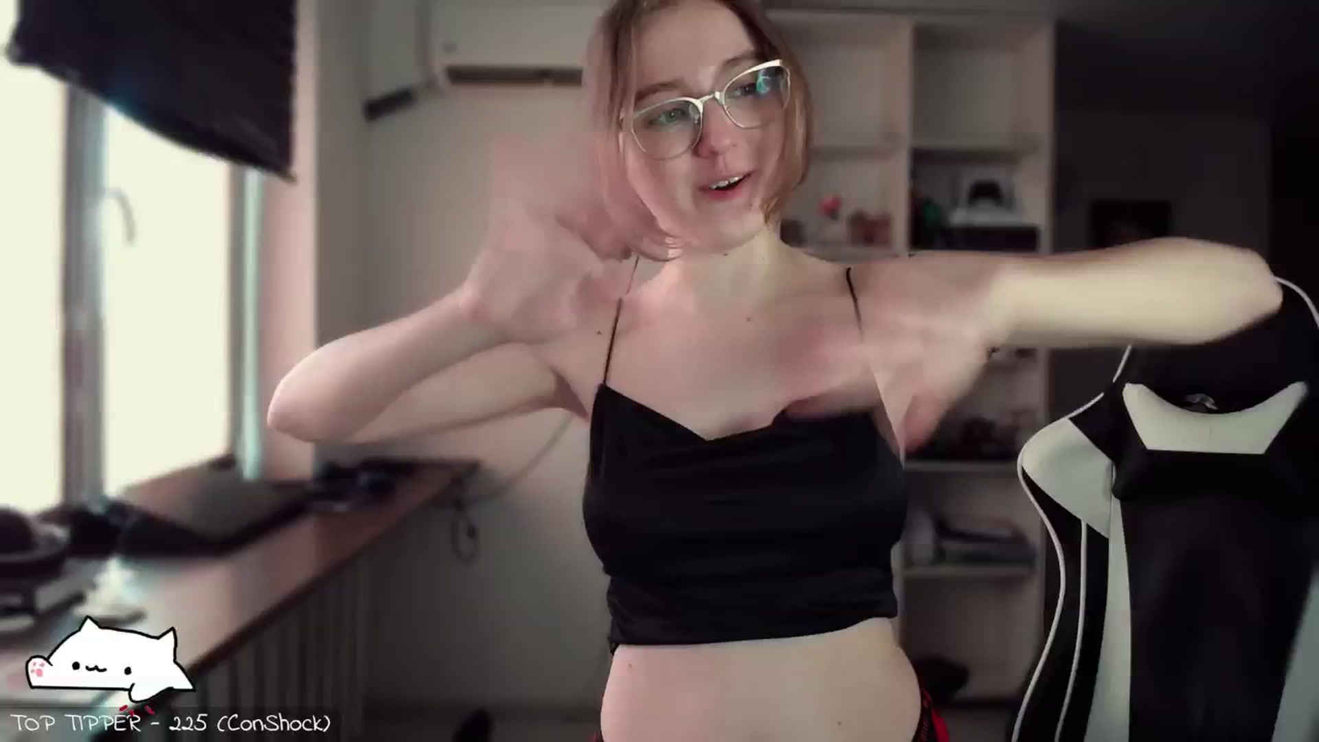 Gallery image thumbnail from Meowlexx's myfreecams stream on, 08/01/2024, 08:41 image 3 of 20