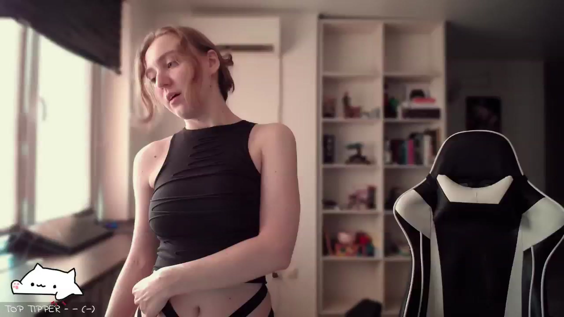 Gallery image thumbnail from Meowlexx's myfreecams stream on, 09/15/2024, 06:29 image 9 of 20