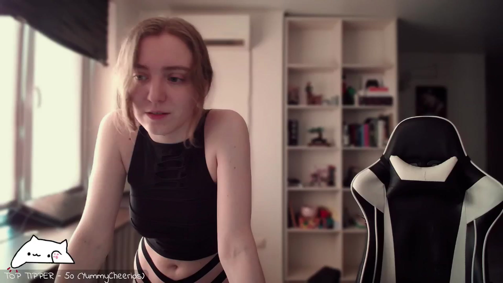 Gallery image thumbnail from Meowlexx's myfreecams stream on, 09/15/2024, 06:29 image 17 of 20