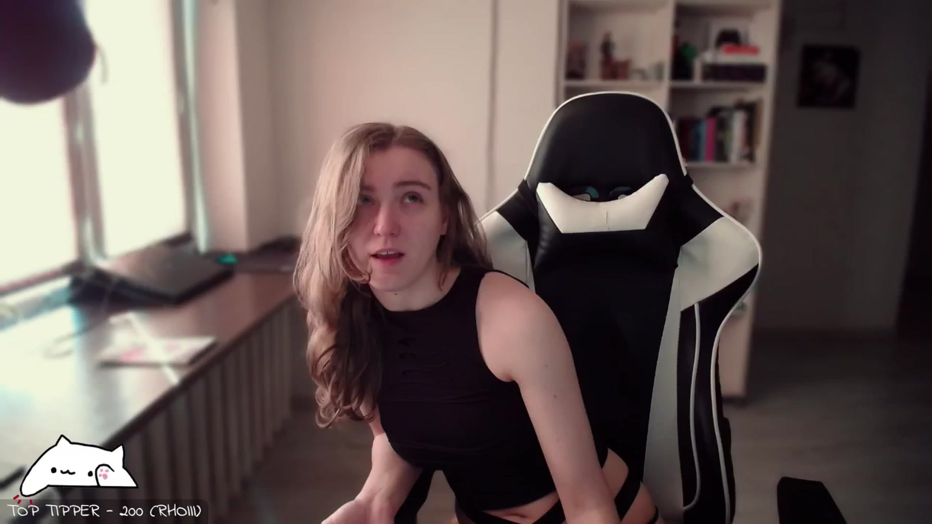 Gallery image thumbnail from Meowlexx's myfreecams stream on, 09/15/2024, 07:42 image 10 of 20