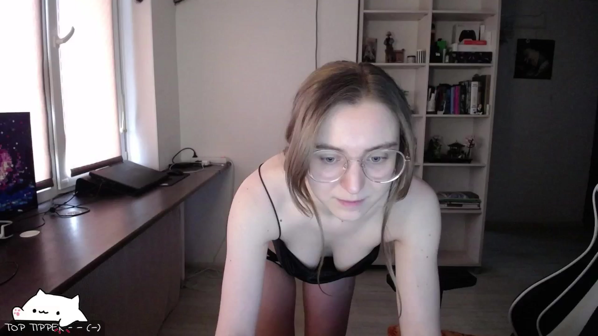 Gallery image thumbnail from Meowlexx's myfreecams stream on, 12/11/2024, 07:43 image 12 of 20