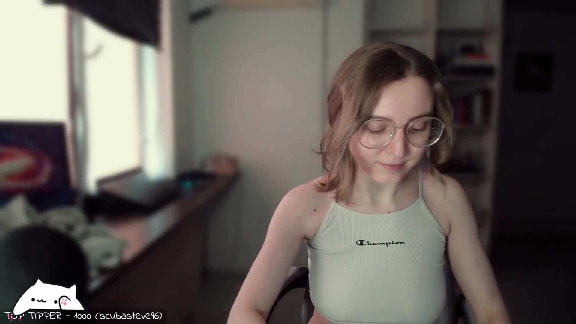 Gallery image thumbnail from Meowlexx's myfreecams stream on, 03/04/2025, 07:42 image 19 of 20