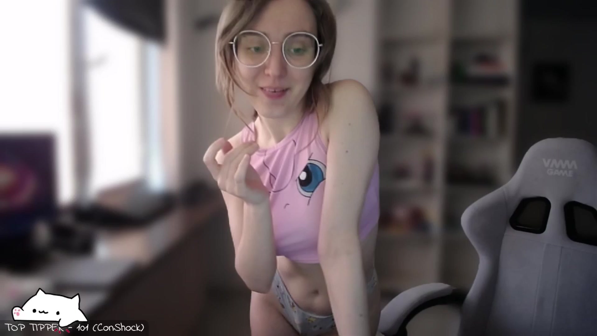 Gallery image thumbnail from Meowlexx's myfreecams stream on, 04/05/2025, 08:36 image 8 of 20