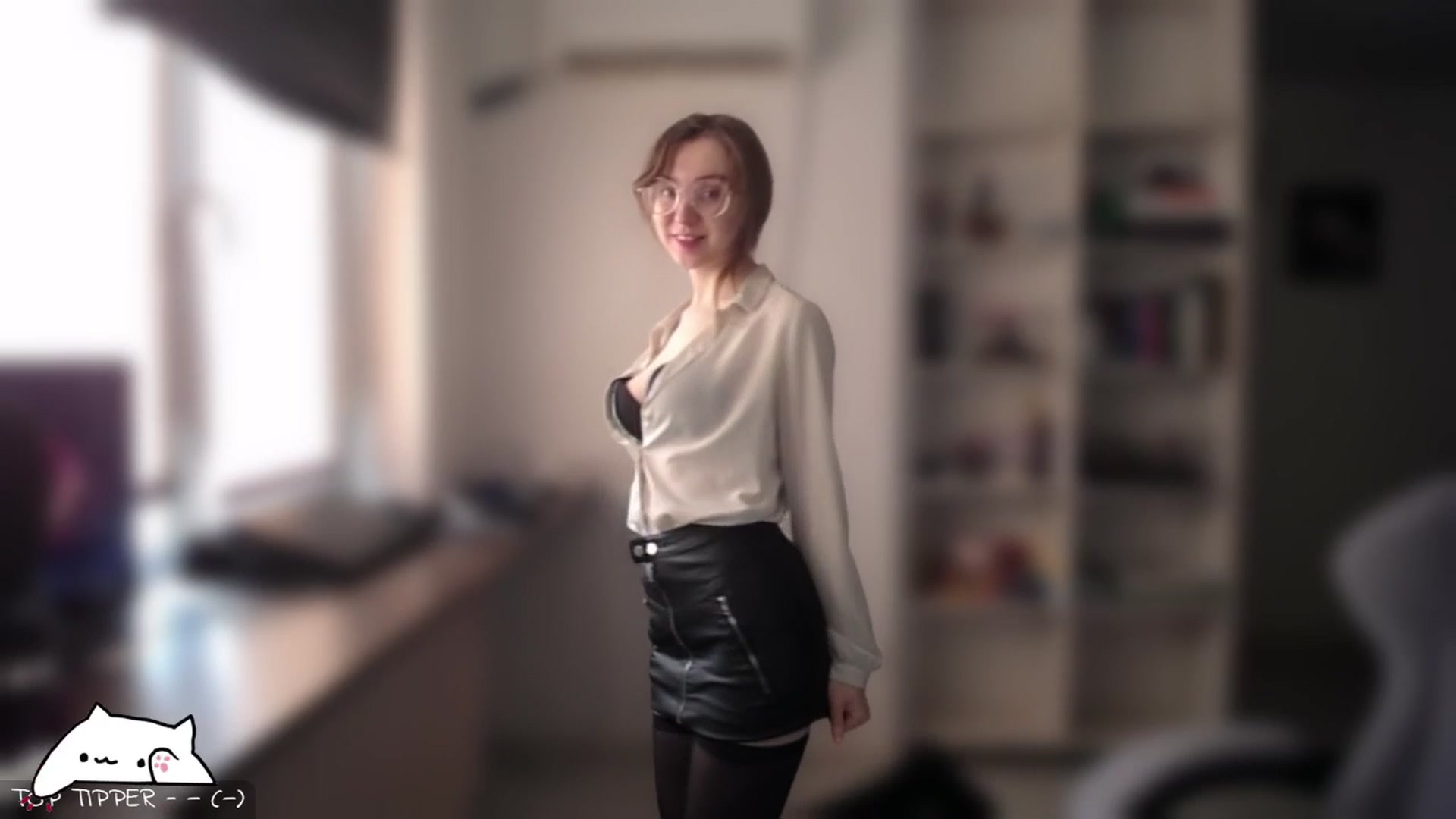 Gallery image thumbnail from Meowlexx's myfreecams stream on, 04/21/2025, 06:55 image 2 of 20