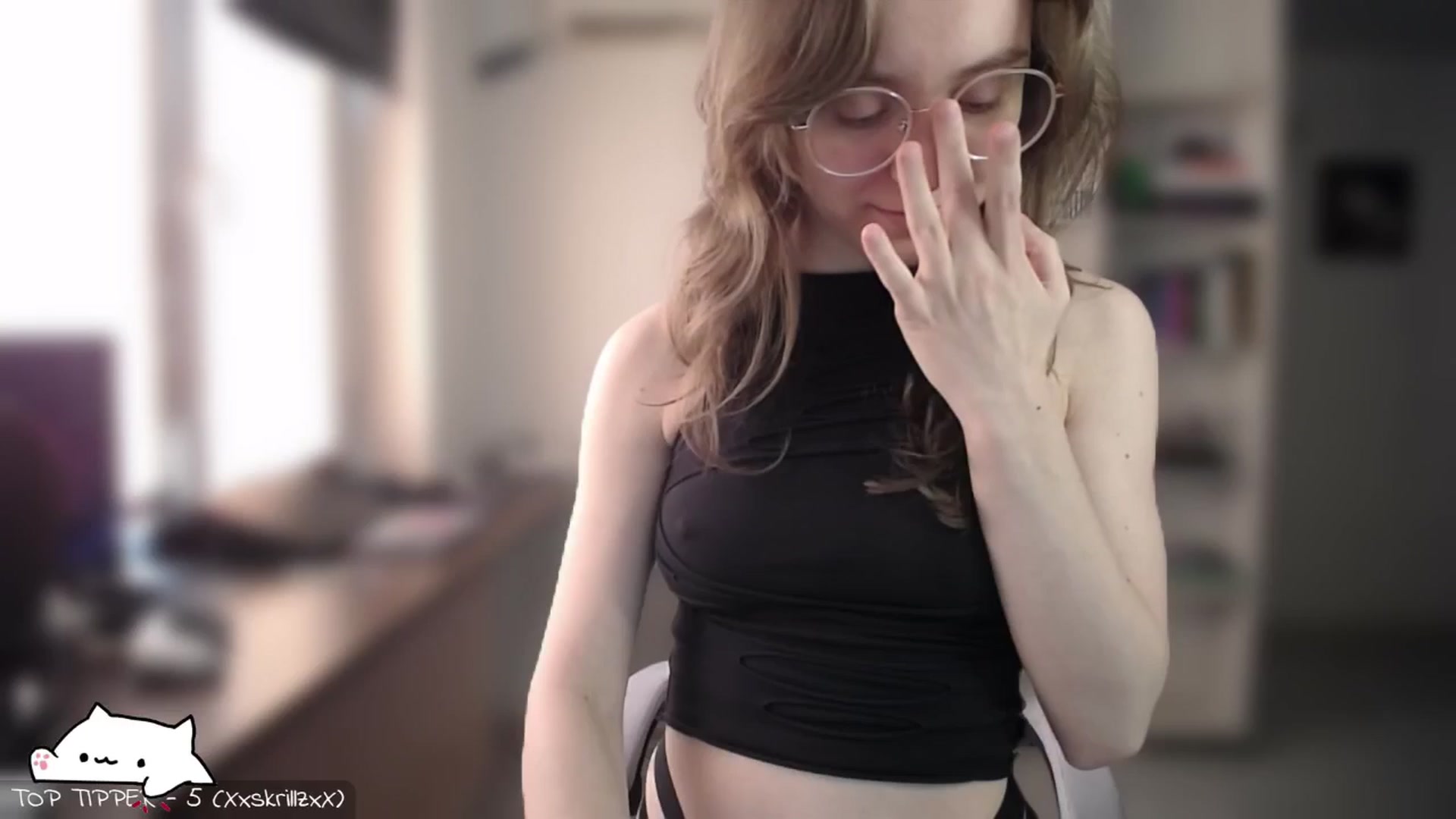Gallery image thumbnail from Meowlexx's myfreecams stream on, 05/05/2025, 06:57 image 11 of 20
