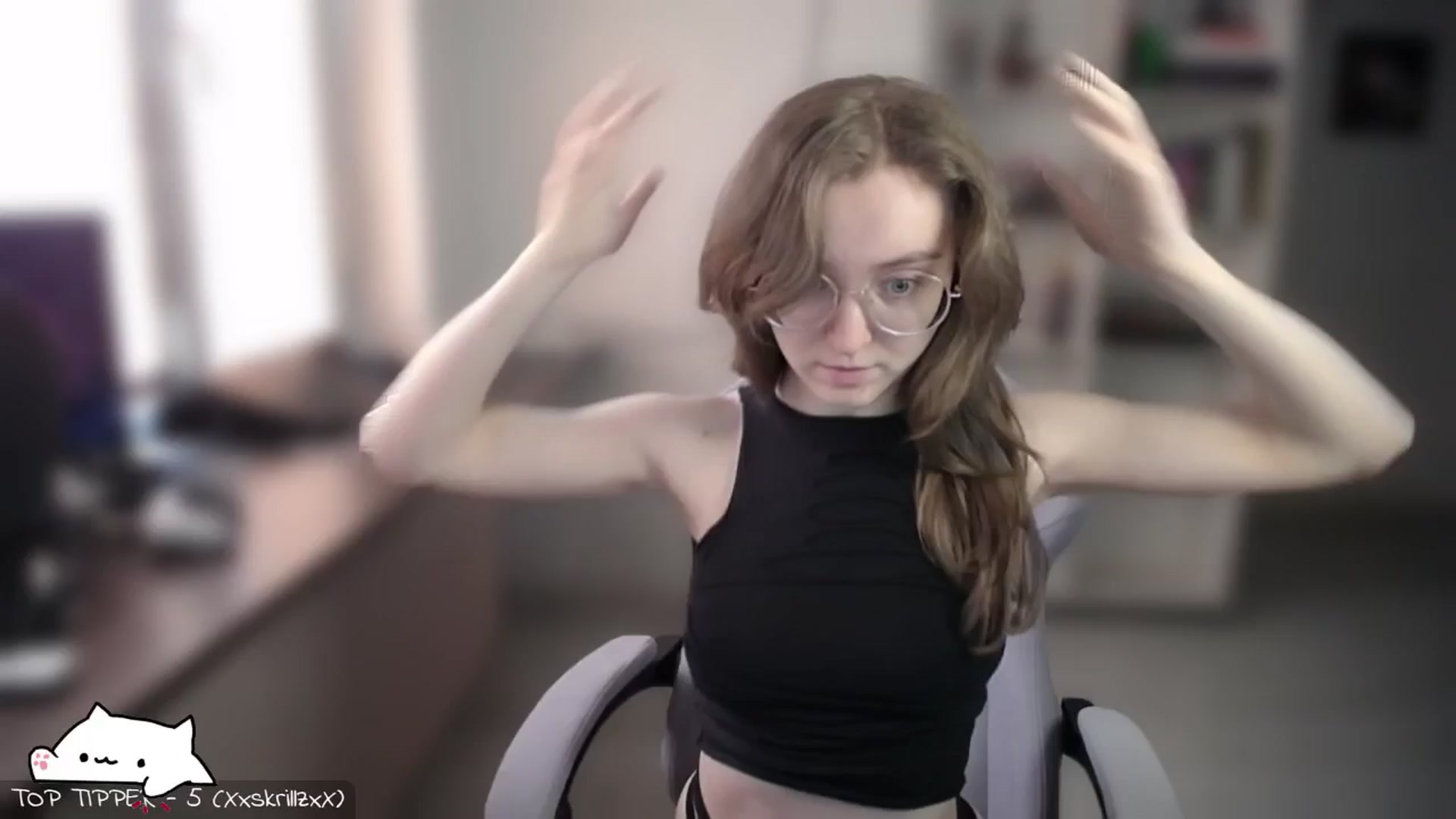 Gallery image thumbnail from Meowlexx's myfreecams stream on, 05/05/2025, 06:57 image 8 of 20