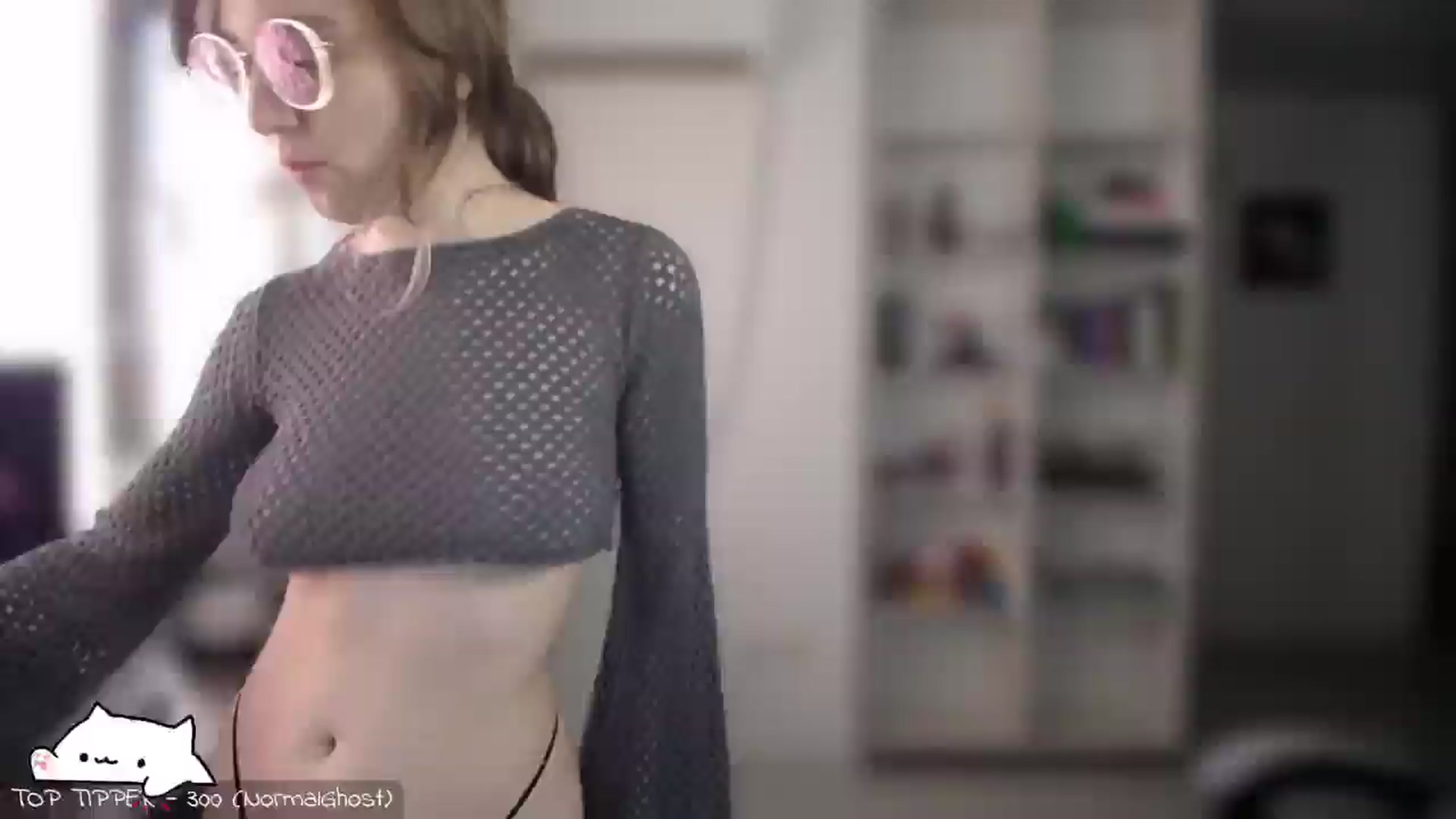 Gallery image thumbnail from Meowlexx's myfreecams stream on, 05/07/2025, 07:54 image 13 of 20