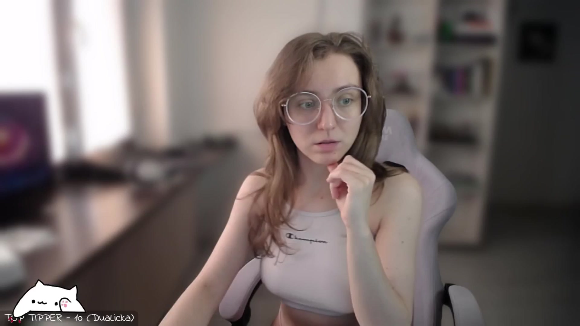 Gallery image thumbnail from Meowlexx's myfreecams stream on, 05/08/2025, 07:12 image 18 of 20