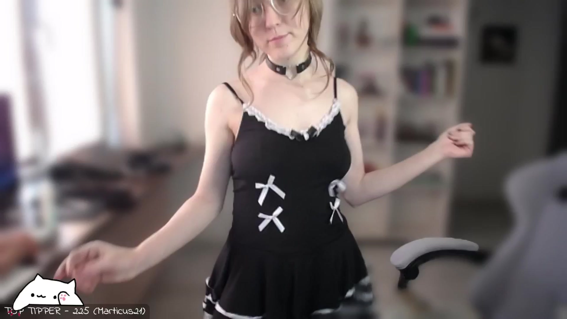 Gallery image thumbnail from Meowlexx's myfreecams stream on, 05/16/2025, 07:44 image 18 of 20