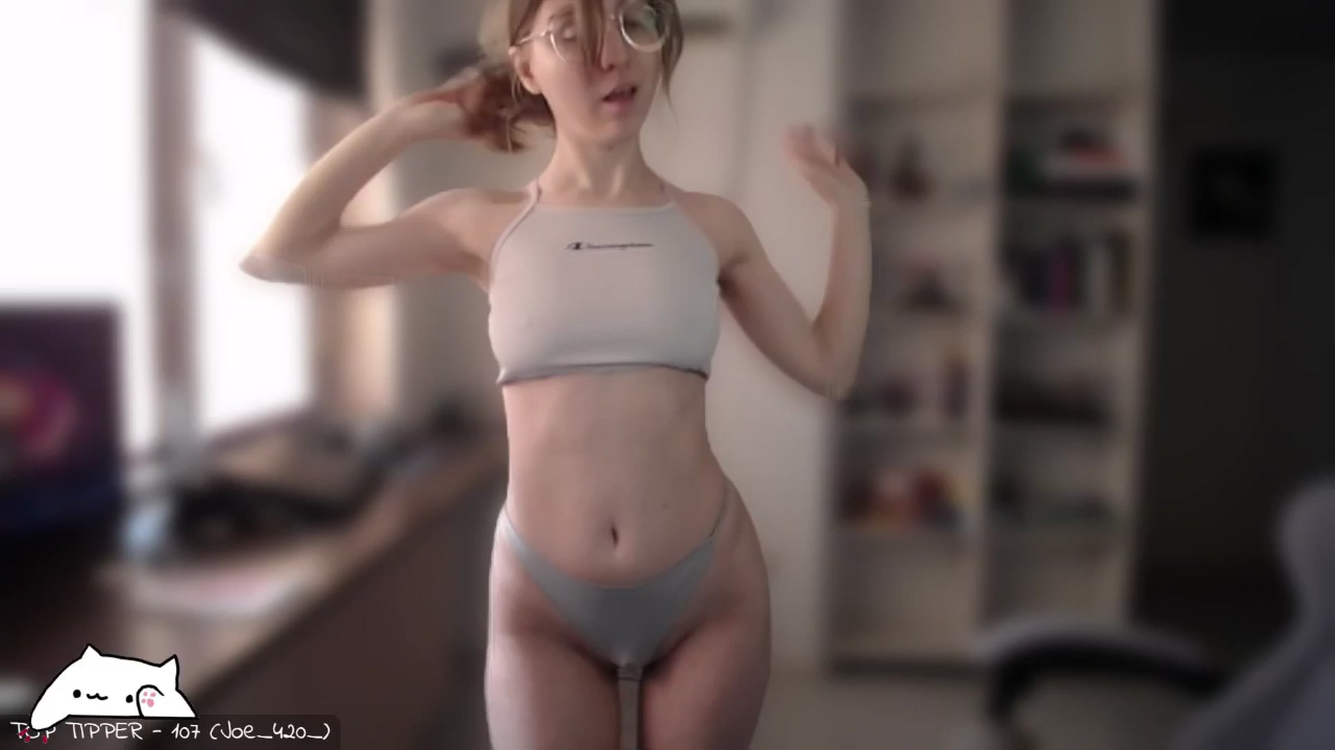 Gallery image thumbnail from Meowlexx's myfreecams stream on, 05/18/2025, 05:54 image 6 of 20