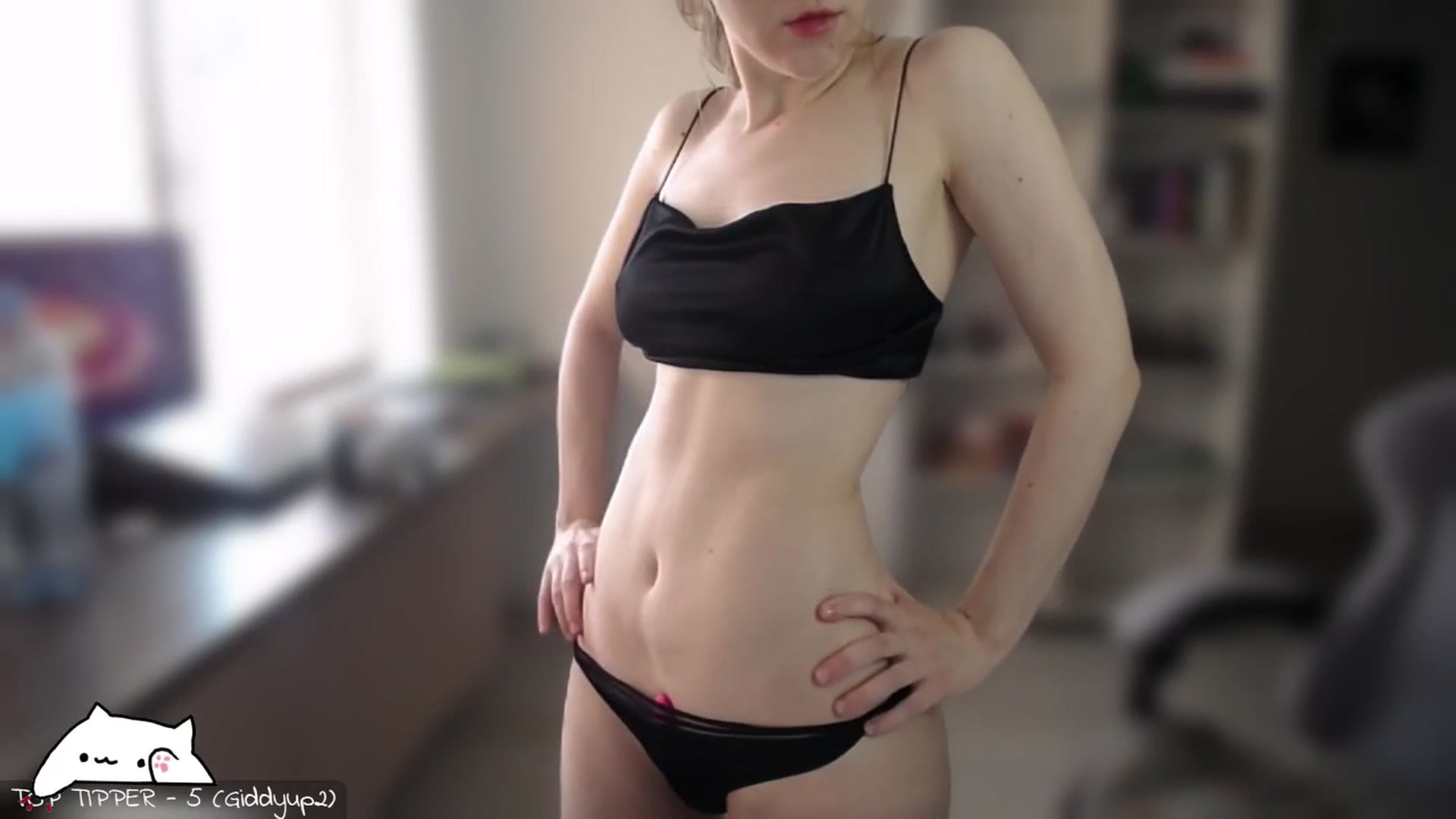 Gallery image thumbnail from Meowlexx's myfreecams stream on, 06/11/2025, 06:14 image 6 of 20