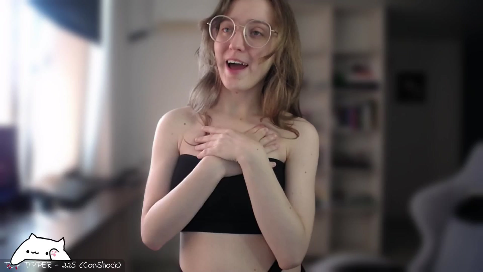 Gallery image thumbnail from Meowlexx's myfreecams stream on, 07/06/2025, 07:31 image 15 of 20