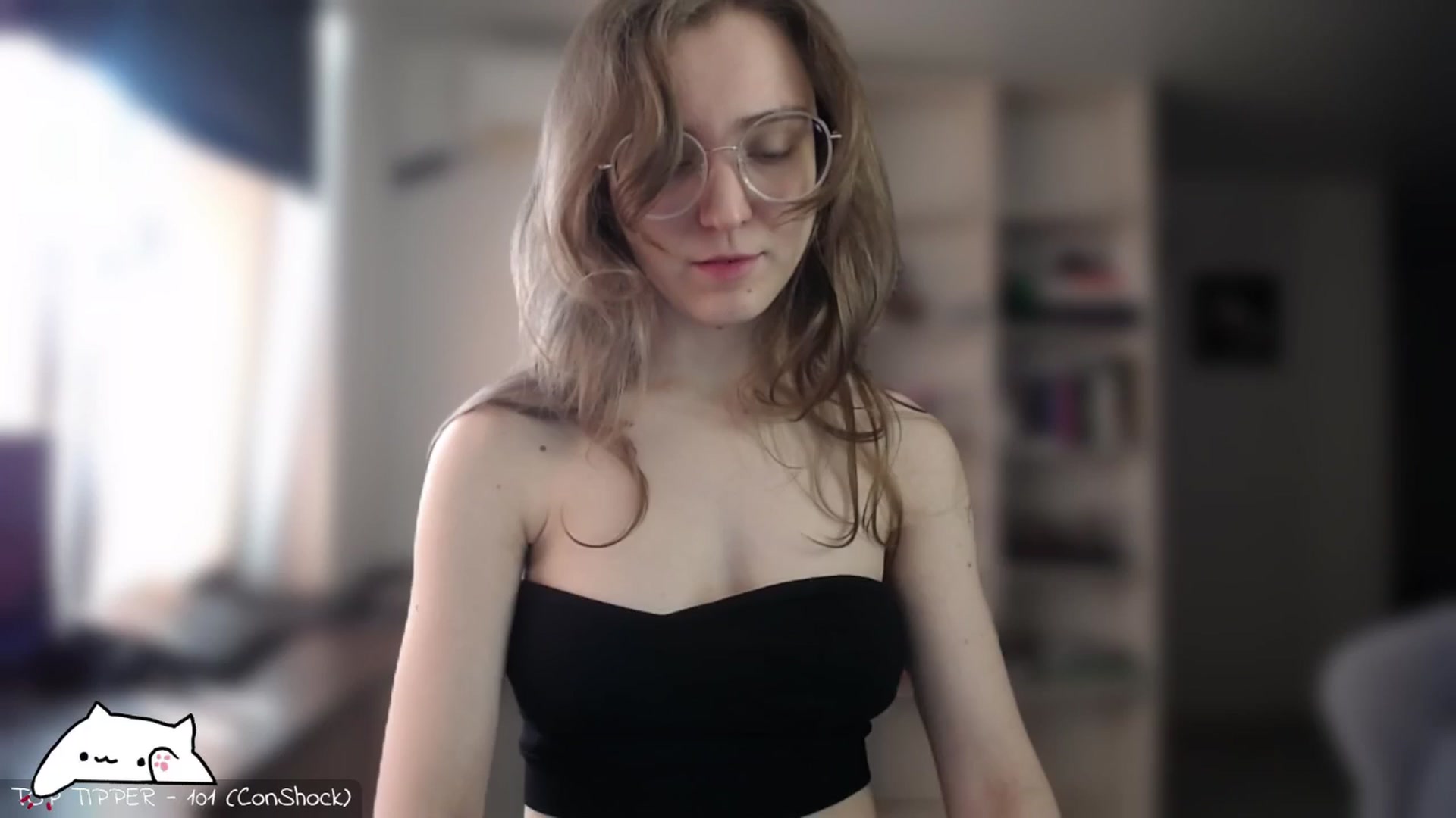Gallery image thumbnail from Meowlexx's myfreecams stream on, 07/06/2025, 07:31 image 8 of 20