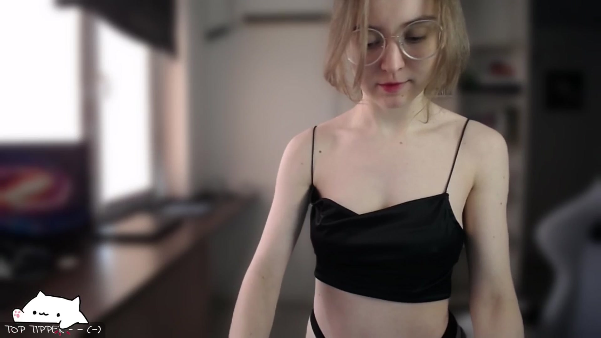 Gallery image thumbnail from Meowlexx's myfreecams stream on, 08/06/2025, 05:48 image 13 of 20