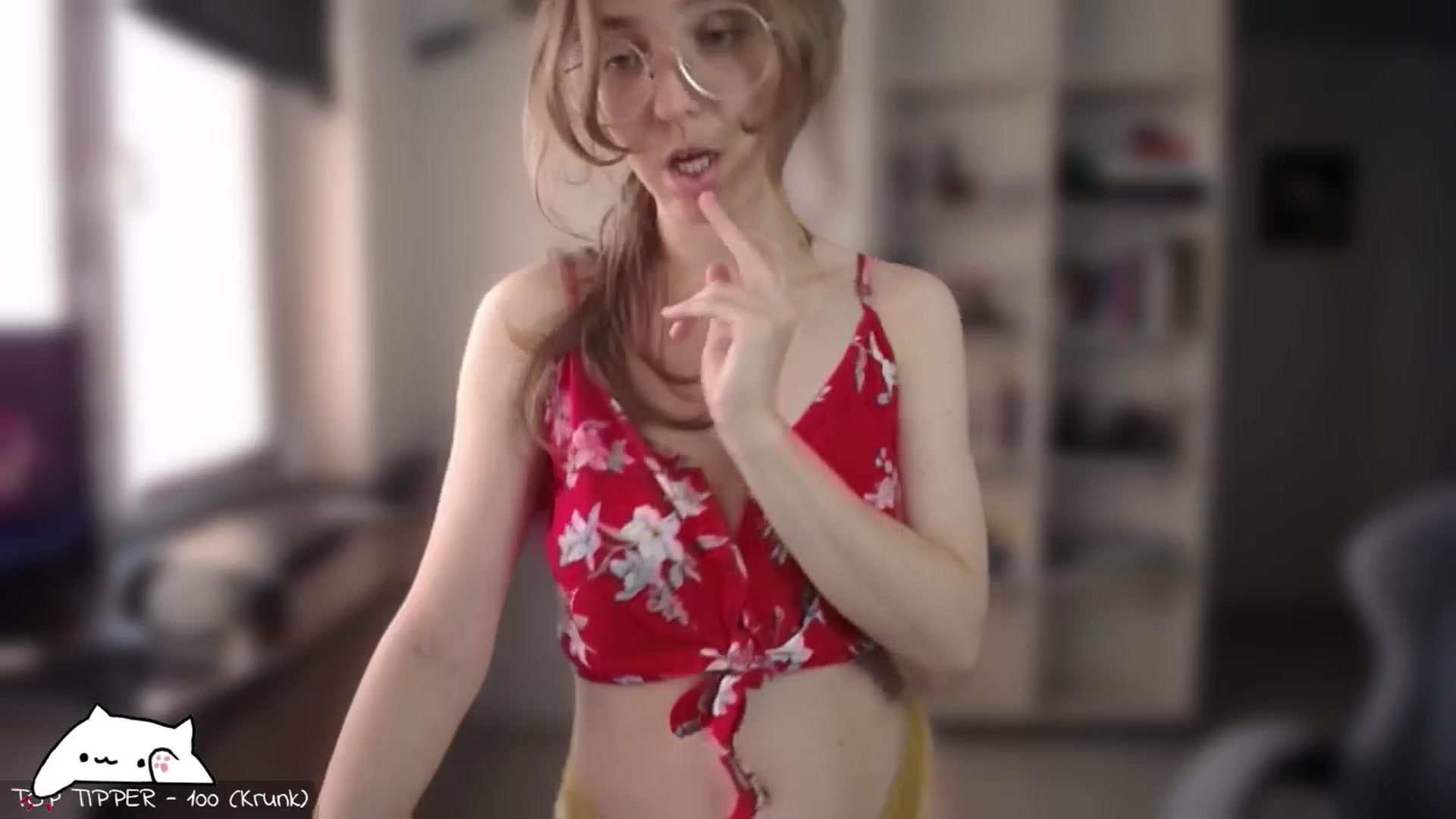Gallery image thumbnail from Meowlexx's myfreecams stream on, 08/07/2025, 06:58 image 19 of 20