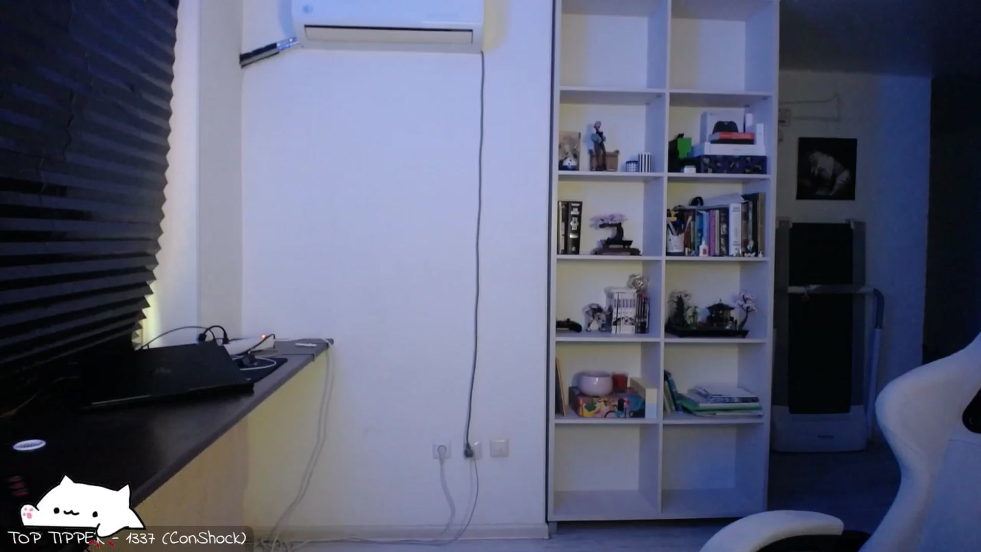 Gallery image thumbnail from Meowlexx's myfreecams stream on, 11/02/2025, 07:30 image 16 of 20