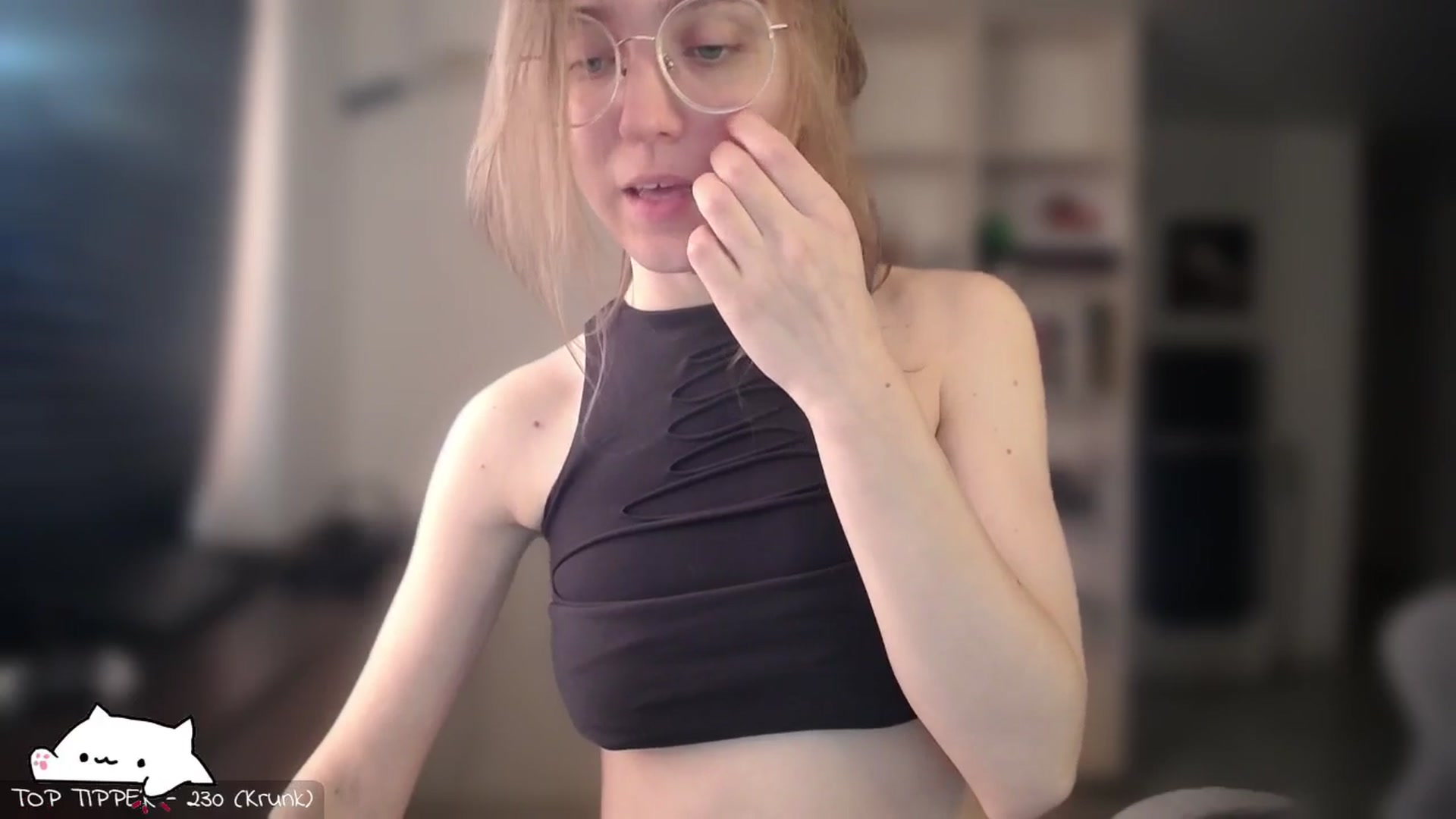 Gallery image thumbnail from Meowlexx's myfreecams stream on, 11/04/2025, 06:07 image 20 of 20
