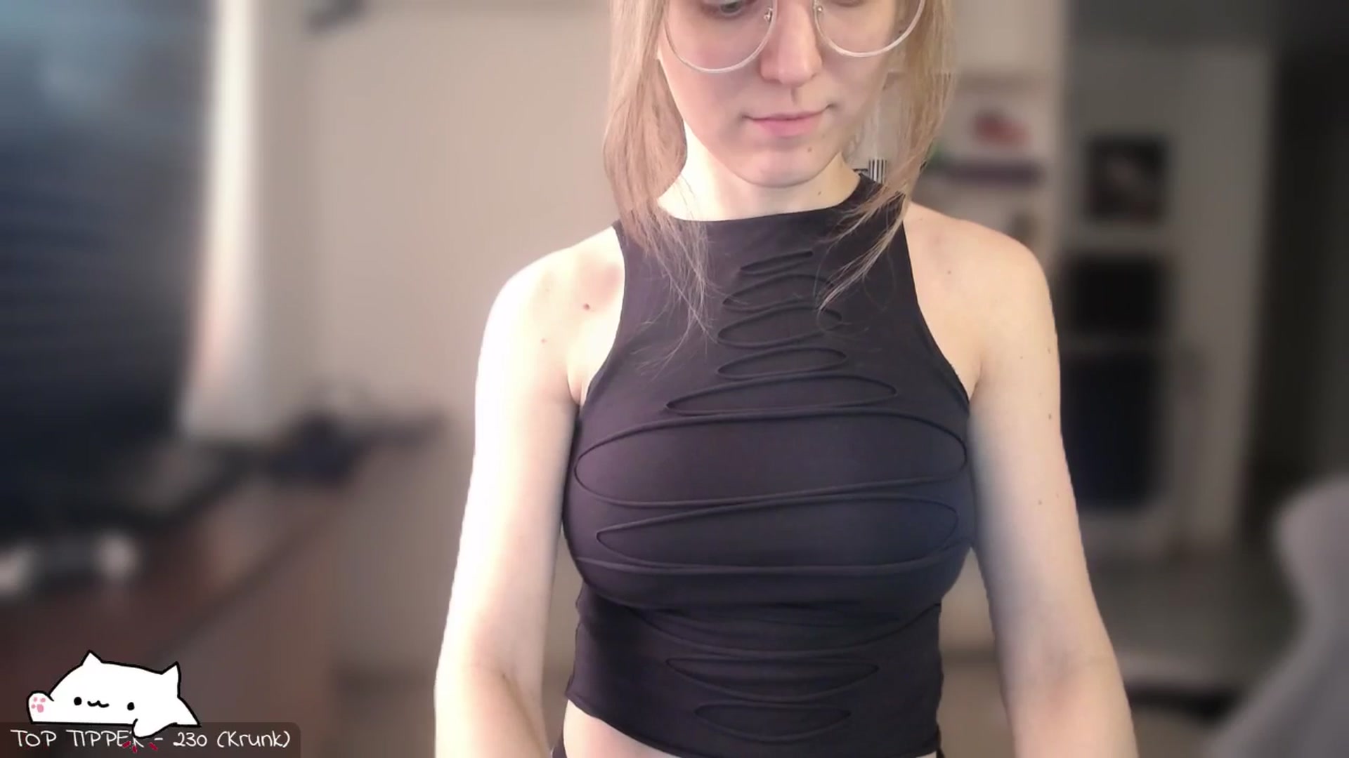 Gallery image thumbnail from Meowlexx's myfreecams stream on, 11/04/2025, 06:07 image 6 of 20