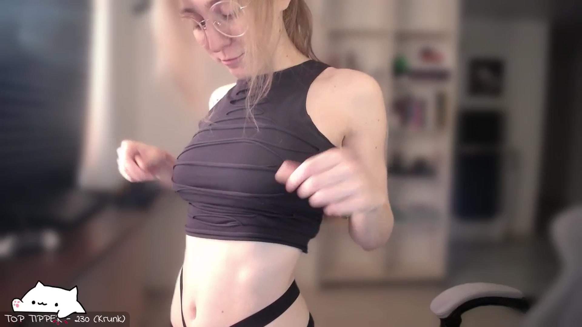 Gallery image thumbnail from Meowlexx's myfreecams stream on, 11/04/2025, 06:07 image 3 of 20