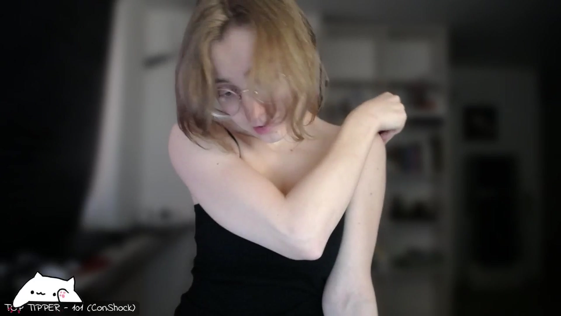Gallery image thumbnail from Meowlexx's myfreecams stream on, 12/06/2025, 07:55 image 3 of 20