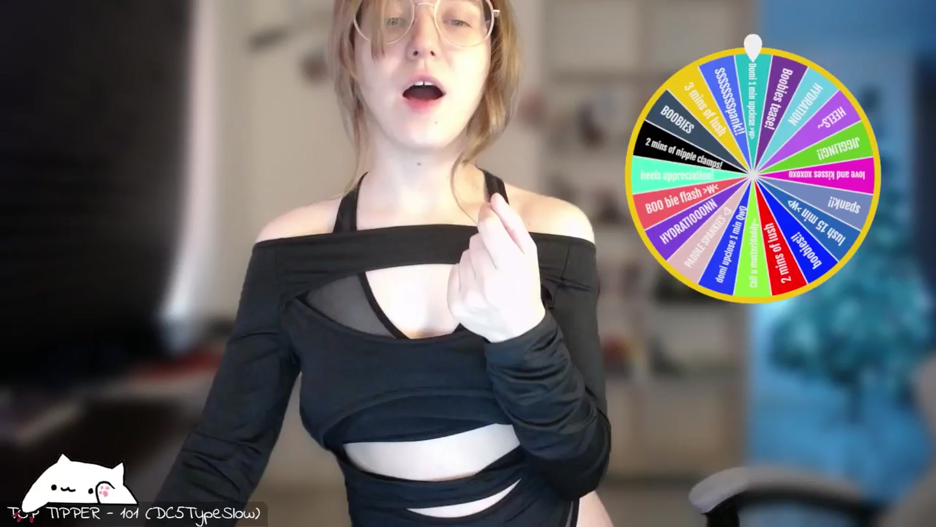 Gallery image thumbnail from Meowlexx's myfreecams stream on, 12/27/2025, 08:30 image 3 of 20