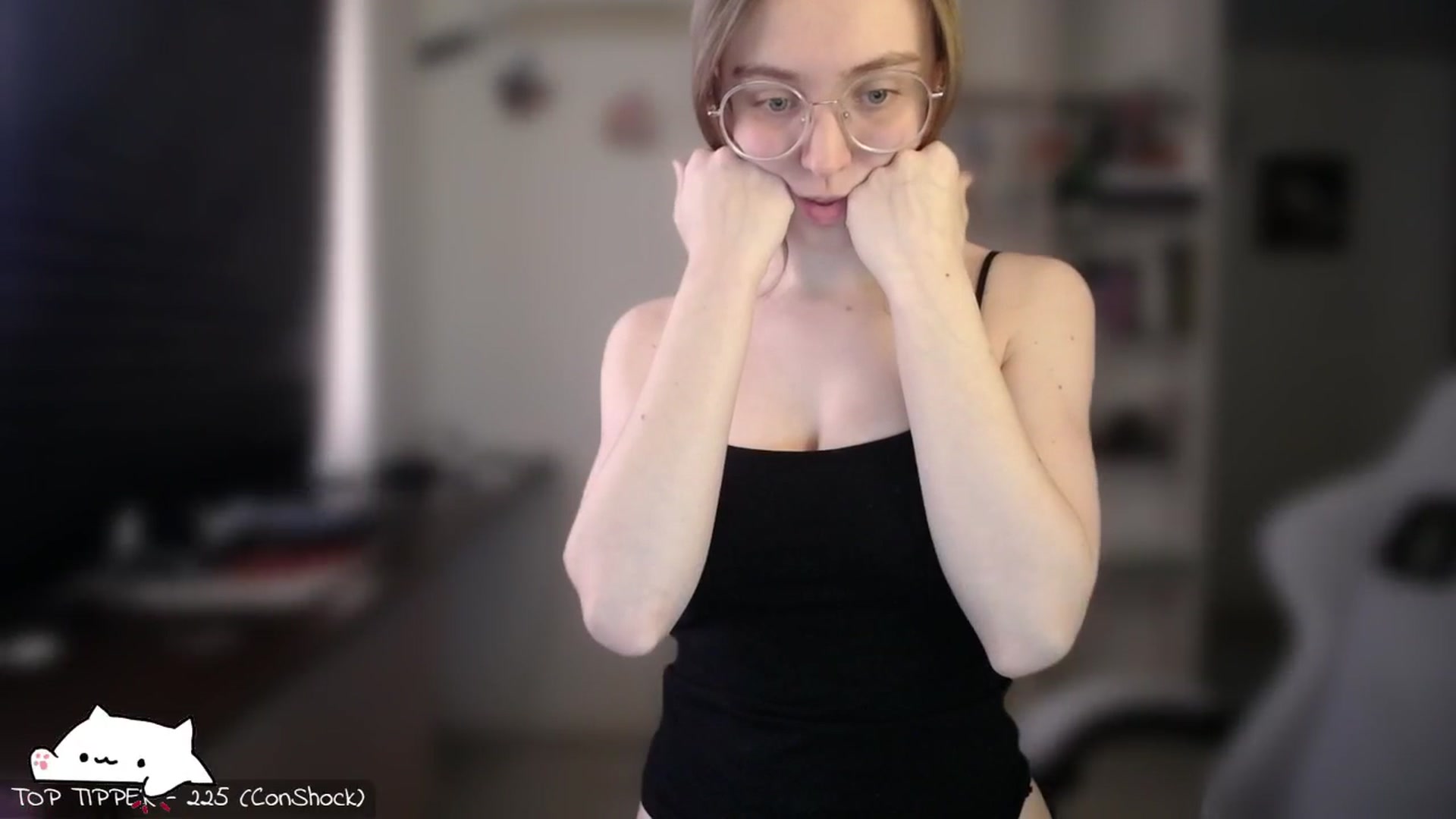 Gallery image thumbnail from Meowlexx's myfreecams stream on, 02/08/2026, 10:07 image 5 of 20