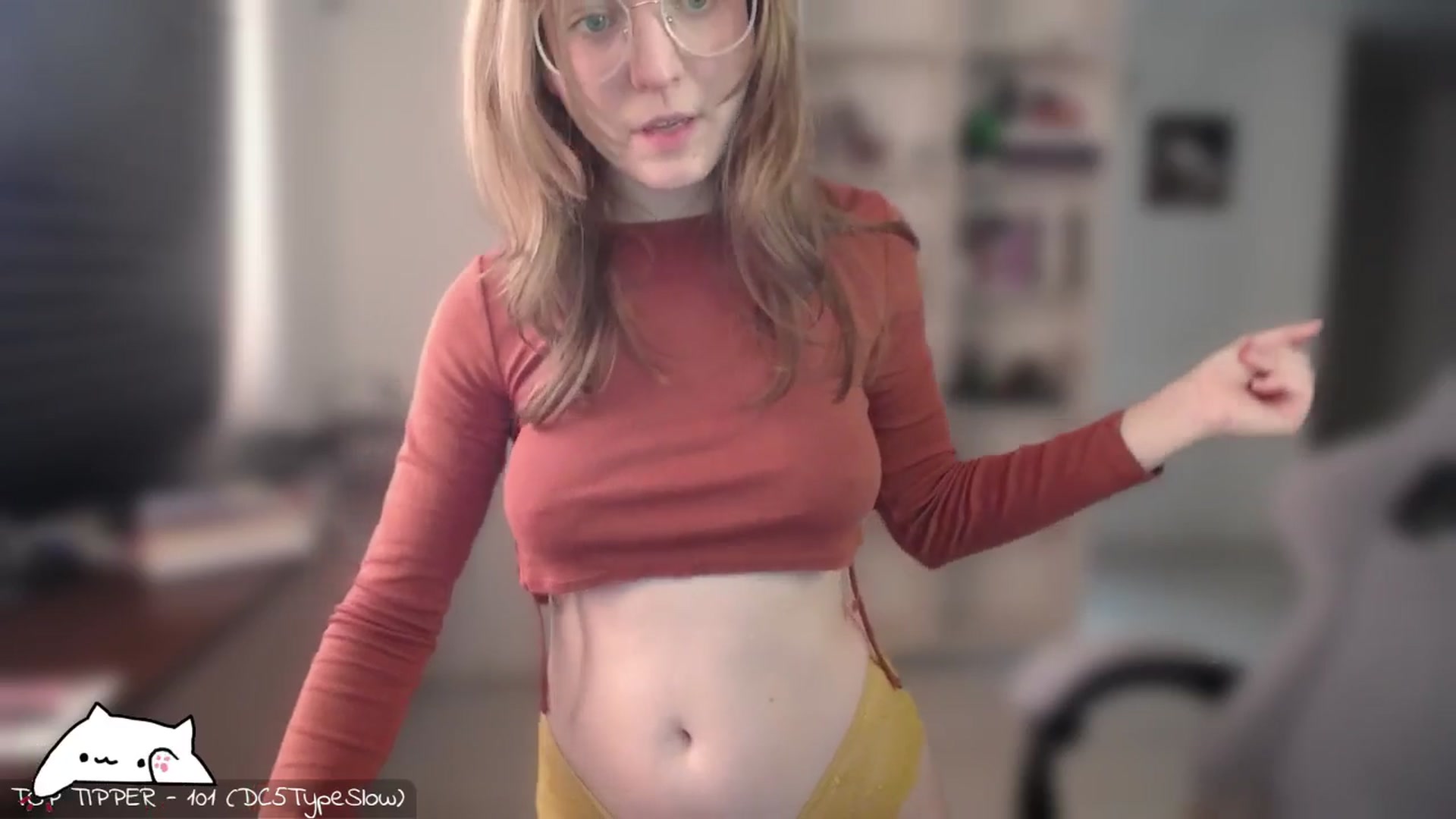 Gallery image thumbnail from Meowlexx's myfreecams stream on, 02/22/2026, 07:35 image 13 of 20
