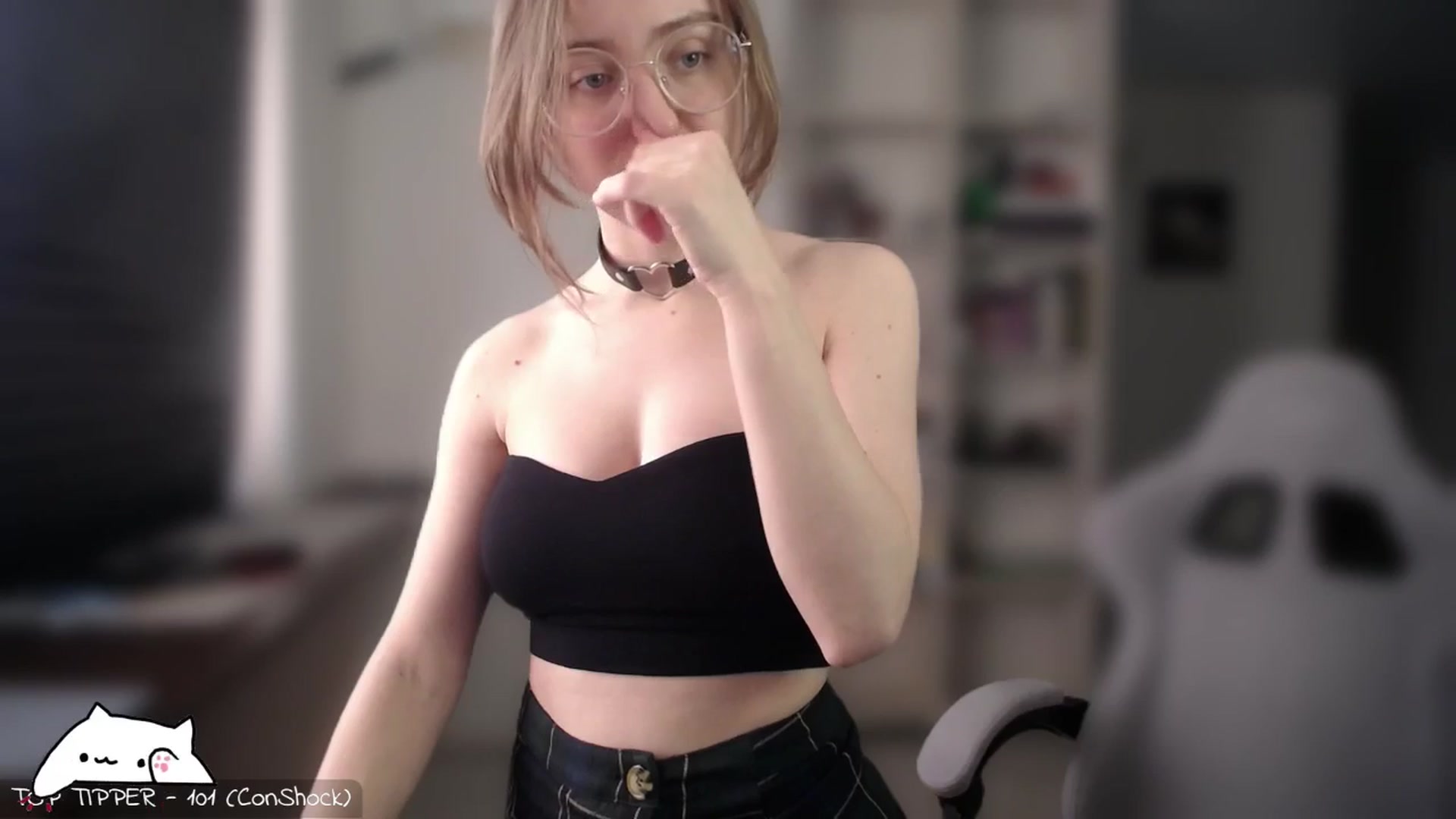 Gallery image thumbnail from Meowlexx's myfreecams stream on, 03/08/2026, 07:42 image 13 of 20