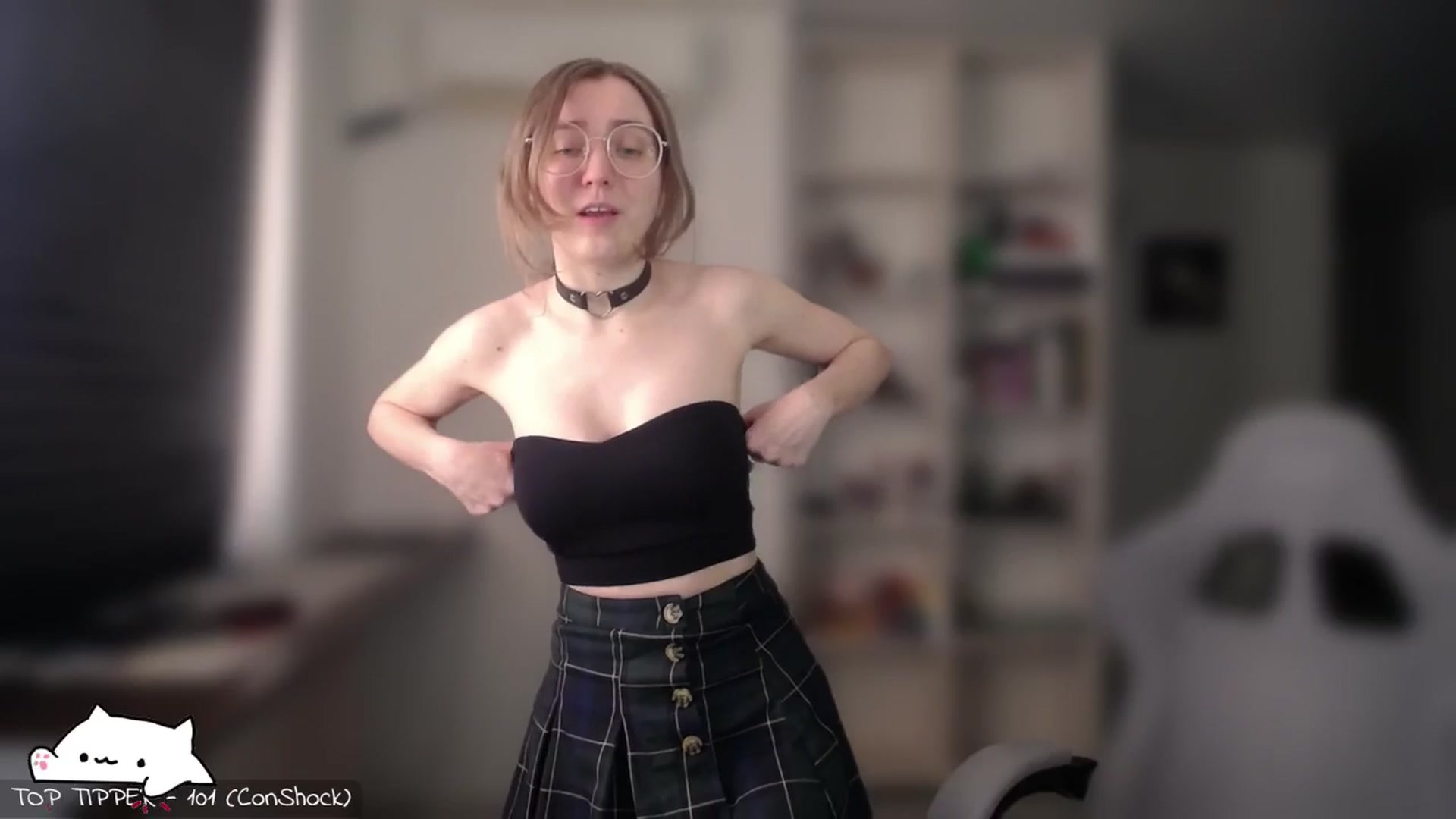 Gallery image thumbnail from Meowlexx's myfreecams stream on, 03/08/2026, 07:42 image 16 of 20