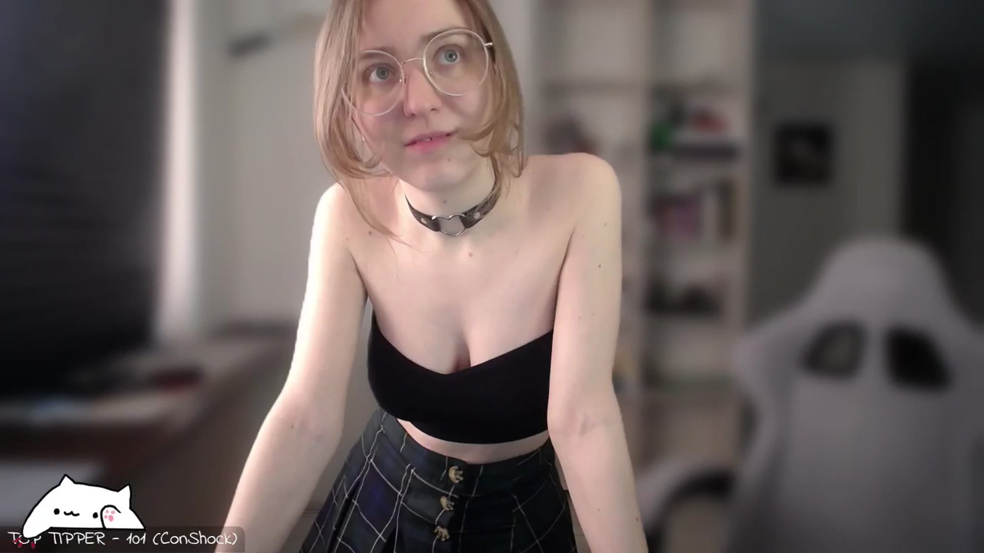 Gallery image thumbnail from Meowlexx's myfreecams stream on, 03/08/2026, 07:42 image 12 of 20