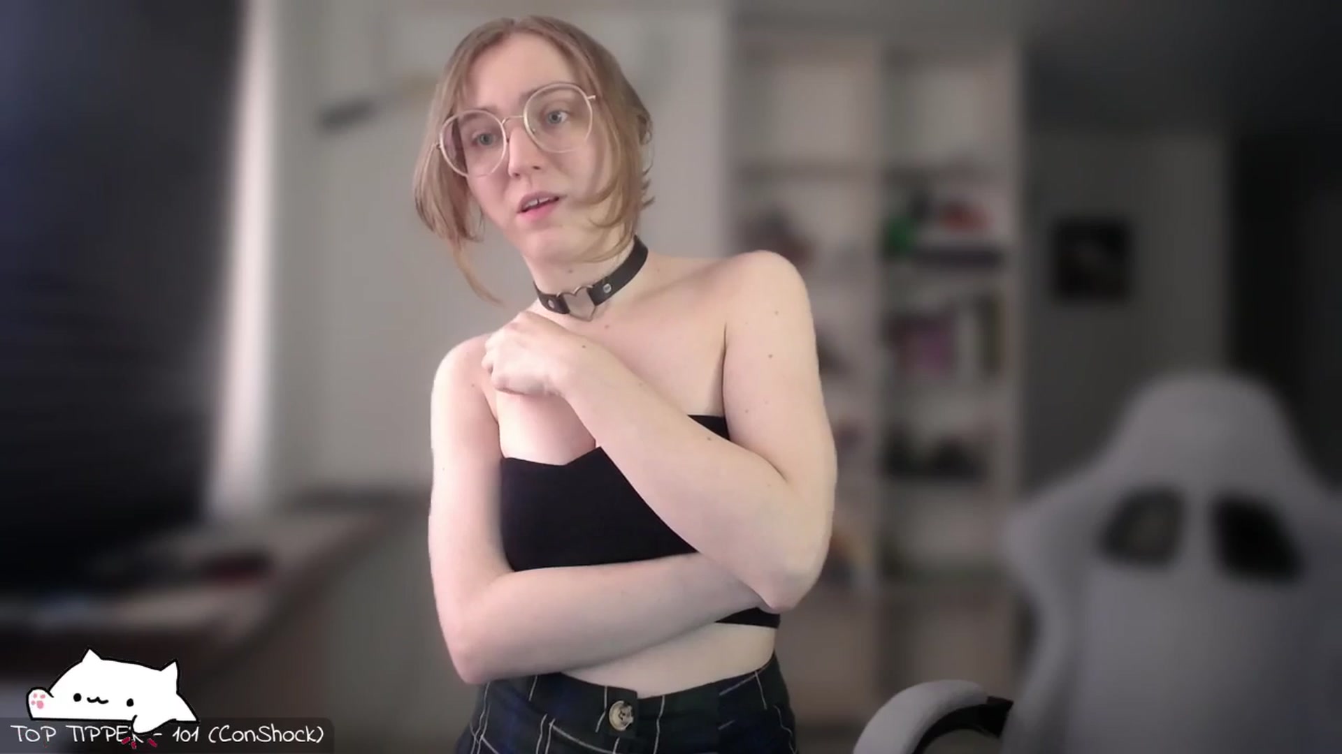 Gallery image thumbnail from Meowlexx's myfreecams stream on, 03/08/2026, 07:42 image 17 of 20