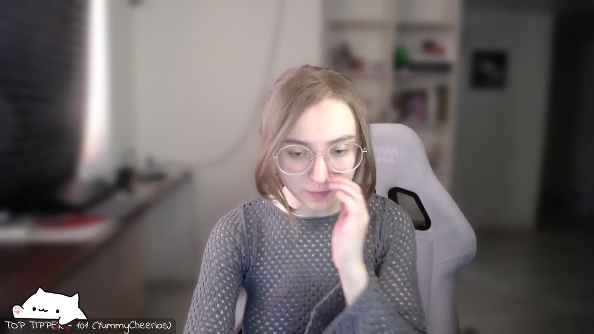 Gallery image thumbnail from Meowlexx's myfreecams stream on, 04/19/2026, 08:14 image 11 of 20