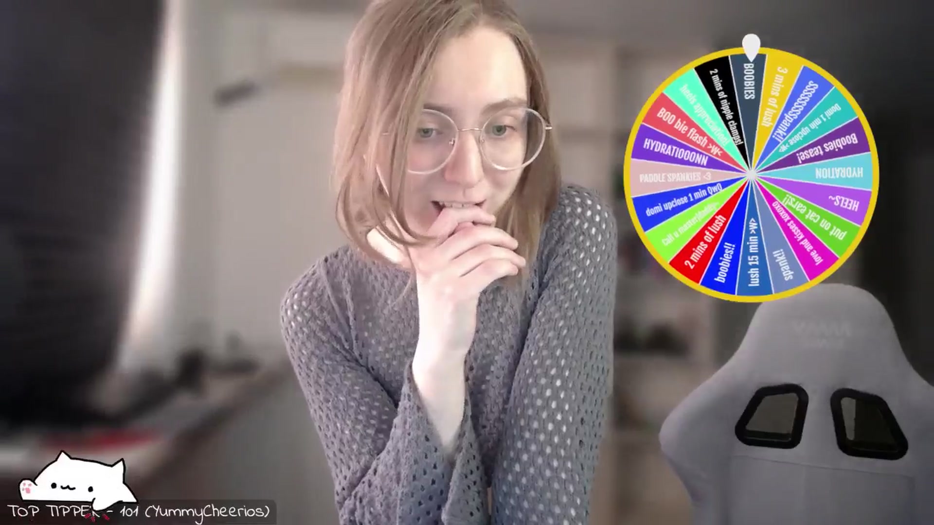 Gallery image thumbnail from Meowlexx's myfreecams stream on, 04/19/2026, 08:14 image 10 of 20