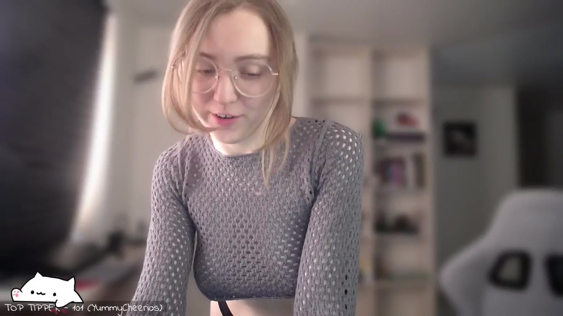 Gallery image thumbnail from Meowlexx's myfreecams stream on, 04/19/2026, 08:14 image 7 of 20