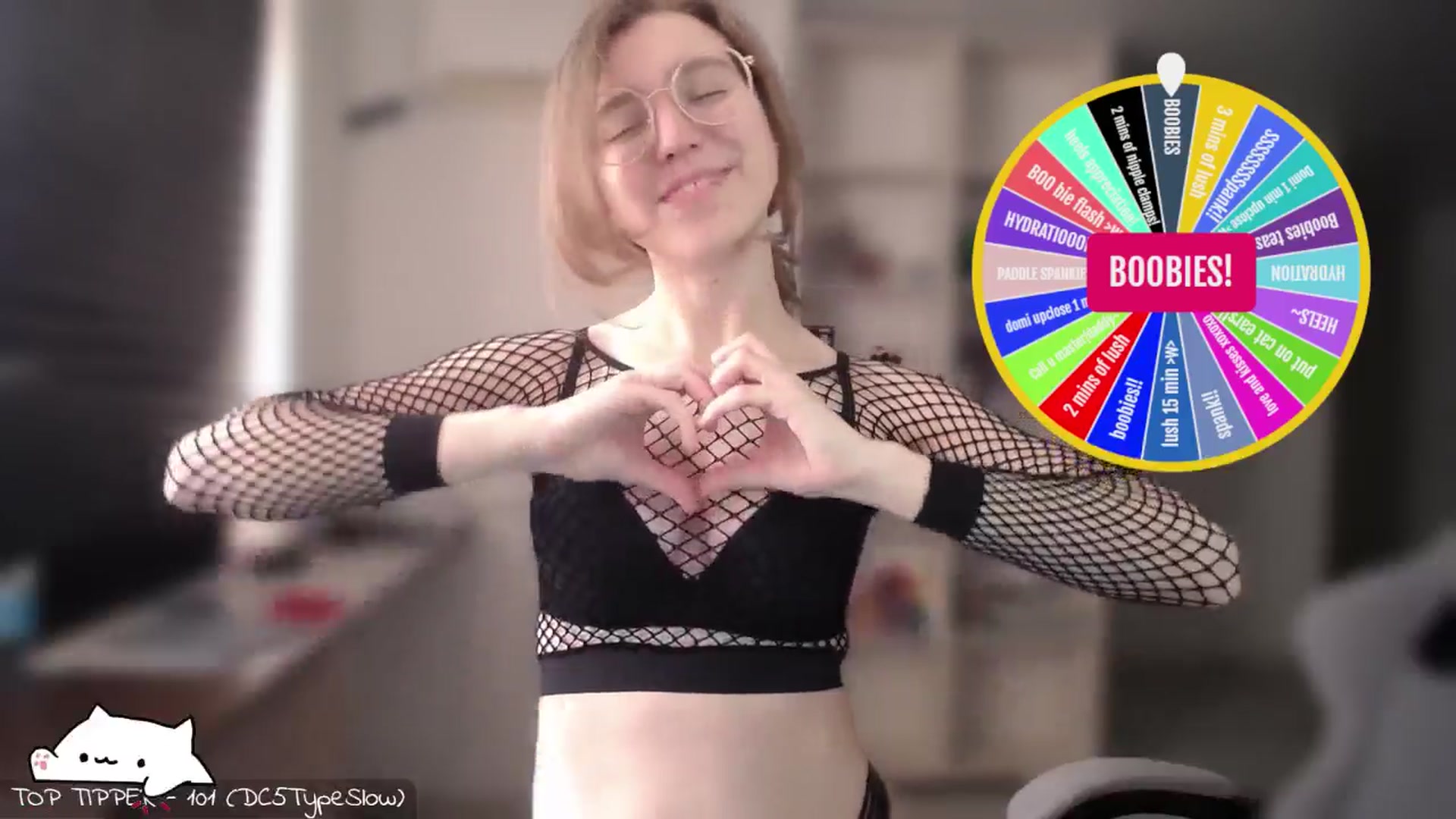 Gallery image thumbnail from Meowlexx's myfreecams stream on, 05/02/2026, 06:33 image 5 of 20