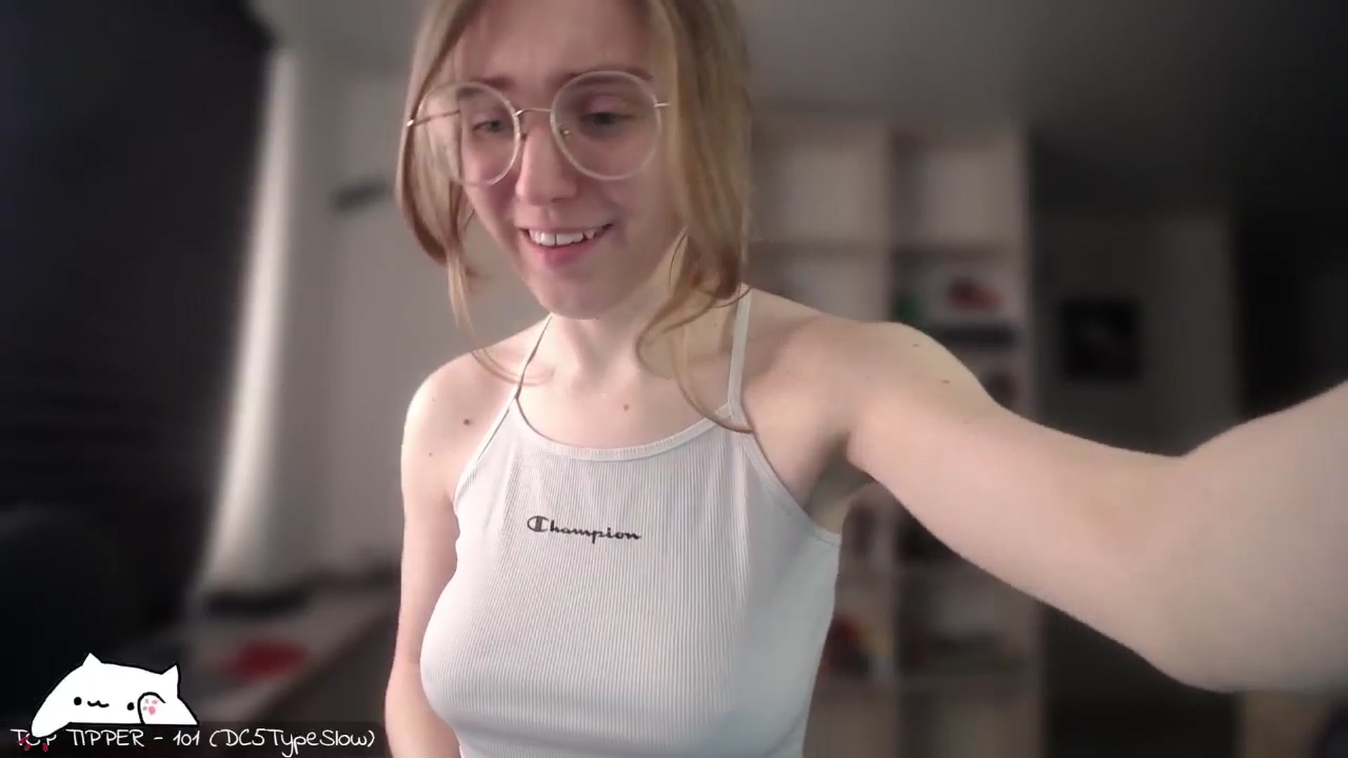 Gallery image thumbnail from Meowlexx's myfreecams stream on, 05/03/2026, 06:59 image 19 of 20